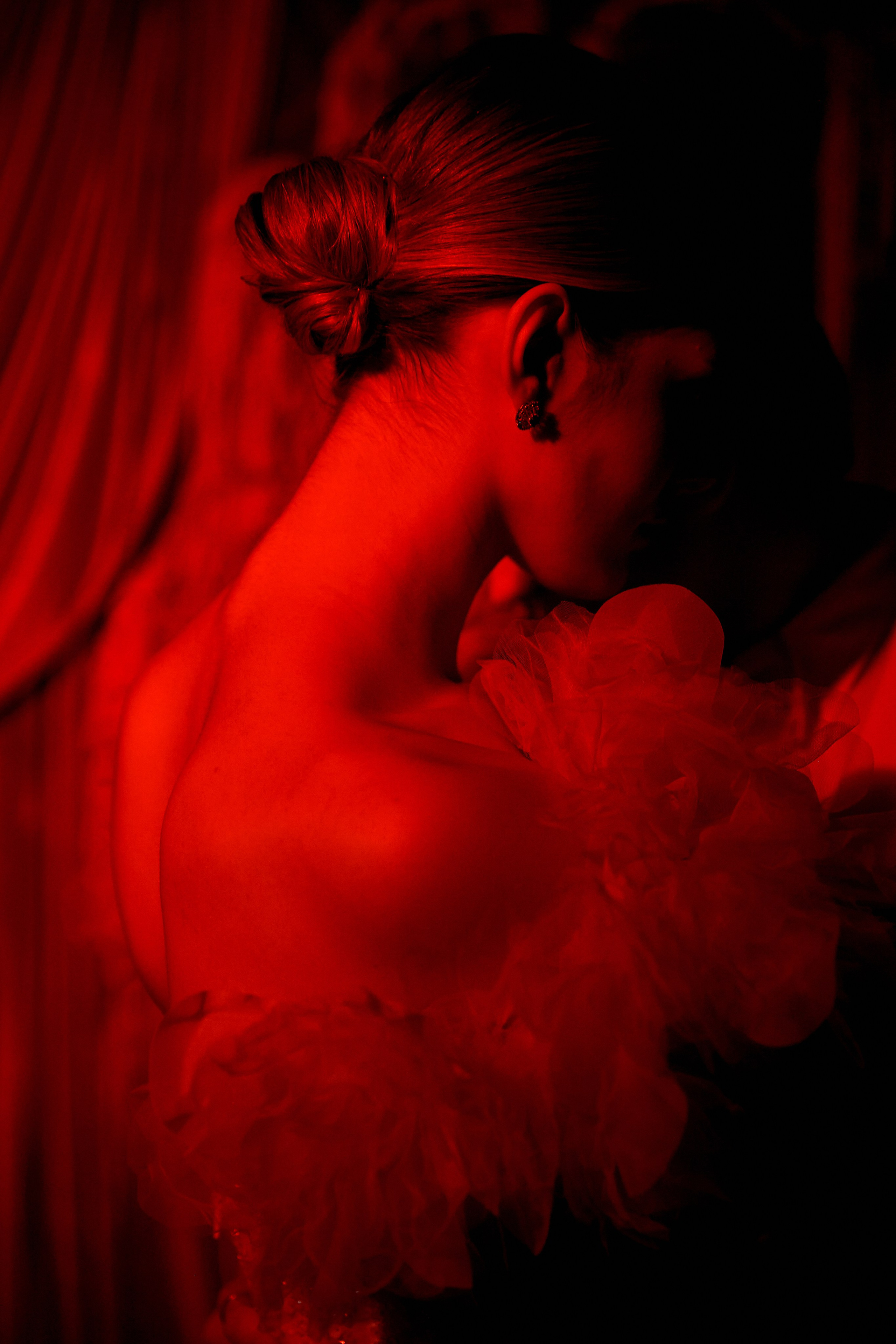 Red. Свадебный фотограф в Красноярске Владимир Ятмасов