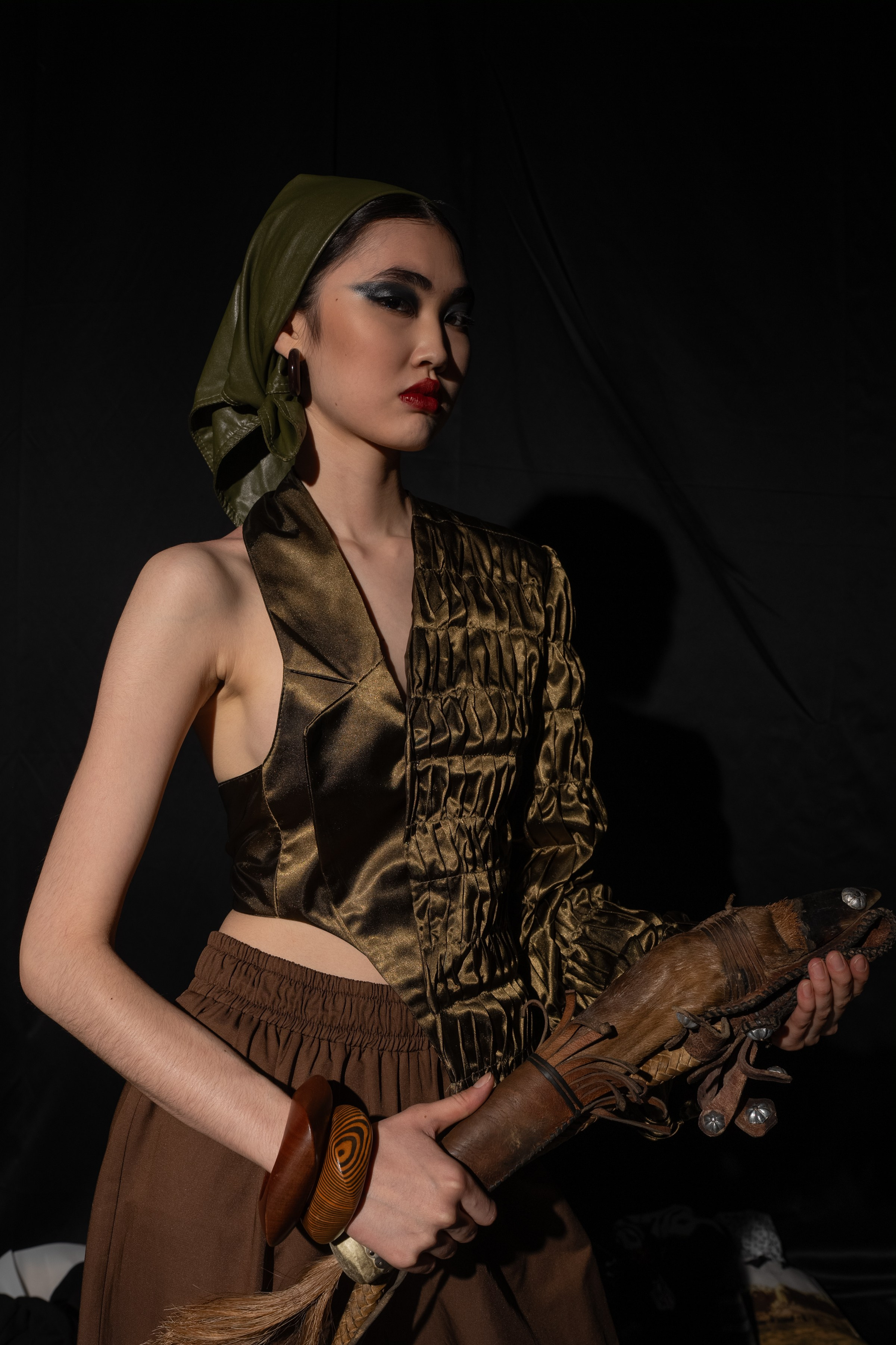 Visa Fashion week Almaty Backstage Day 3. Сайт Алматинского НЮ АРТ, будуар и фэшн фотографа Дениса Карпенко