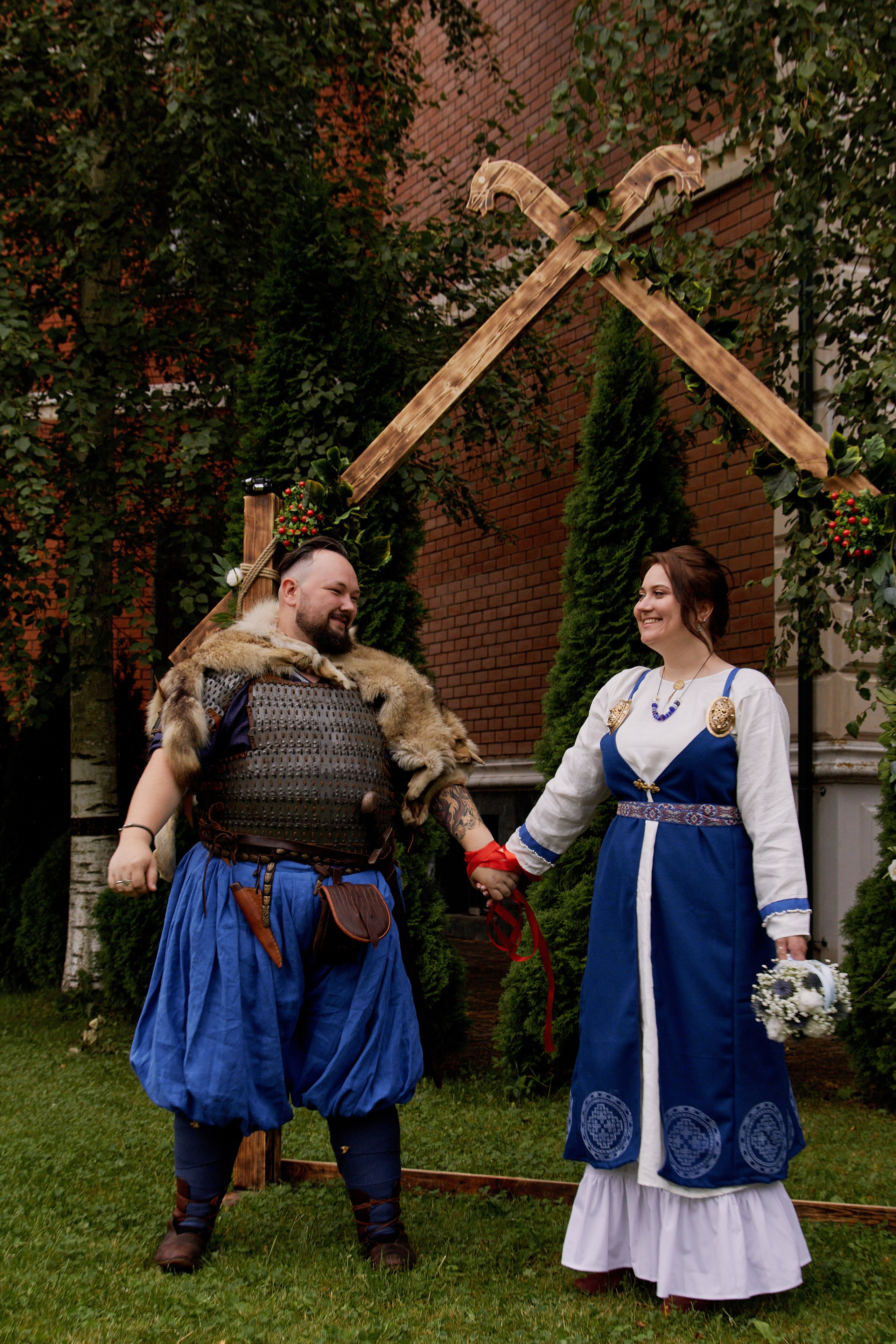 Юлия и Антон. Выездная роспись в стиле викингов. Фотограф лавстори Москва/МО Приятелева Ангелина