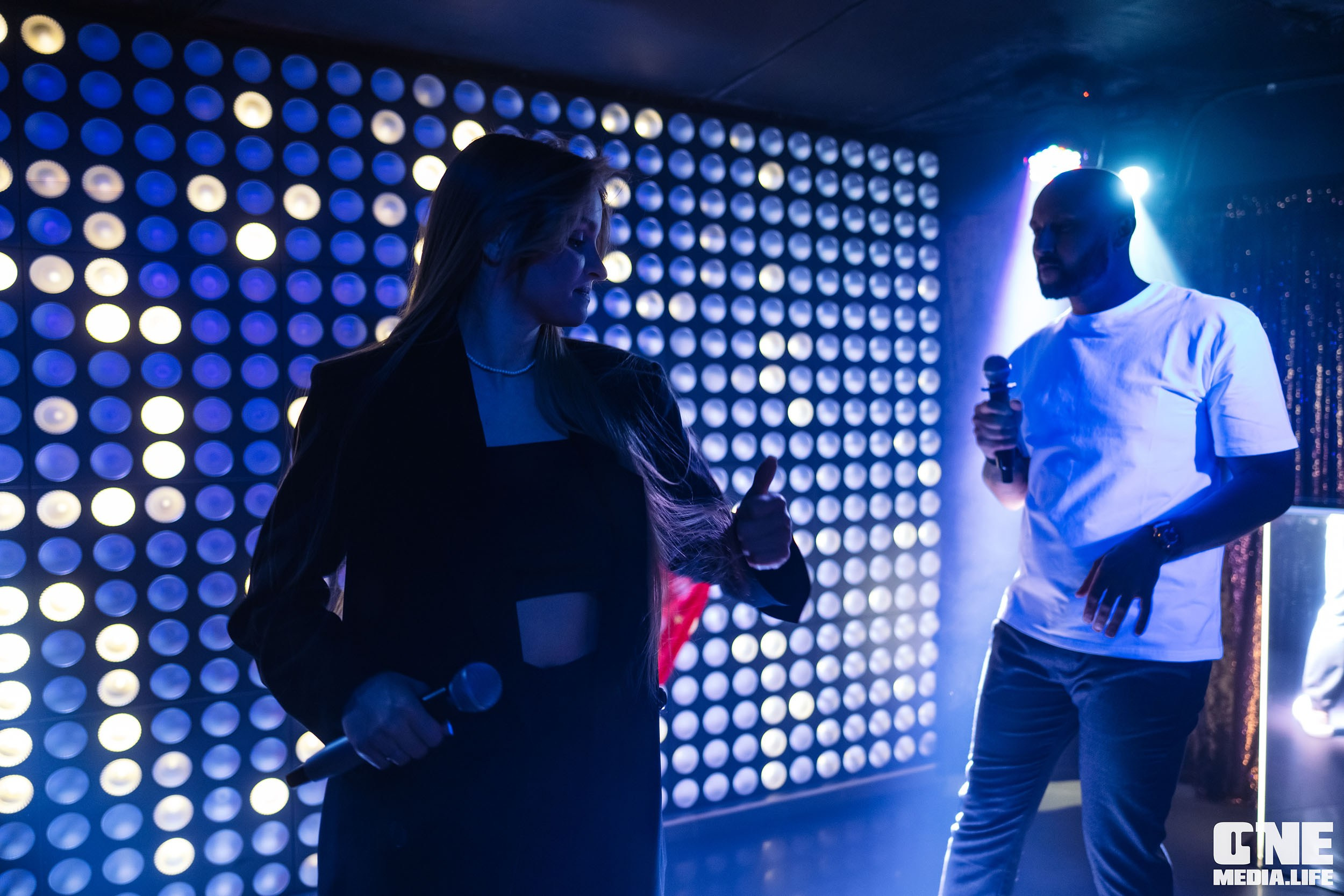 Фоторепортаж с караоке вечеринки в Эйфории. One Media Life: фоторепортажи, фотоотчеты с мероприятий и заведений