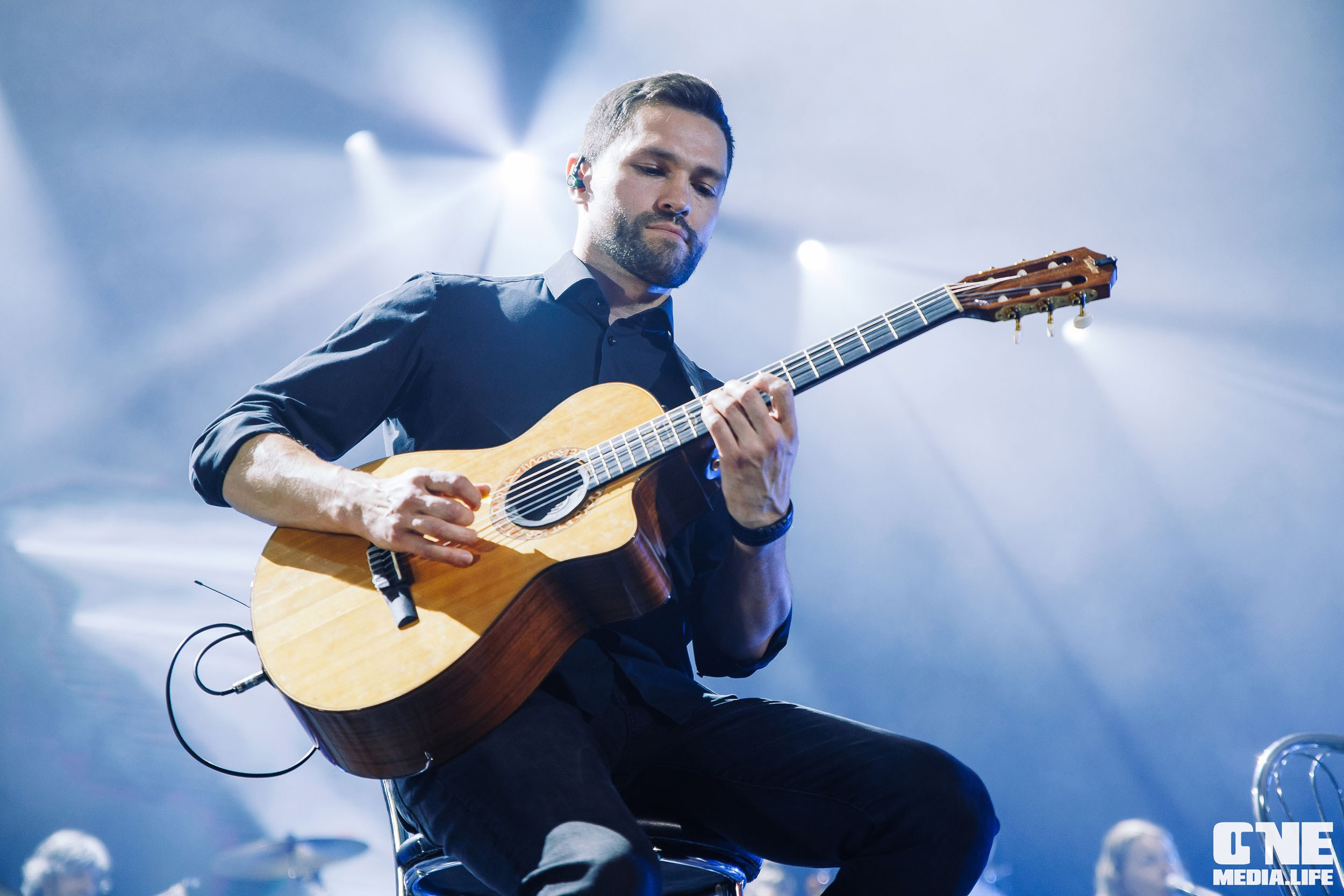 Фоторепортаж с концерта Эмина в Янтарь Холле. One Media Life: фоторепортажи, фотоотчеты с мероприятий и заведений