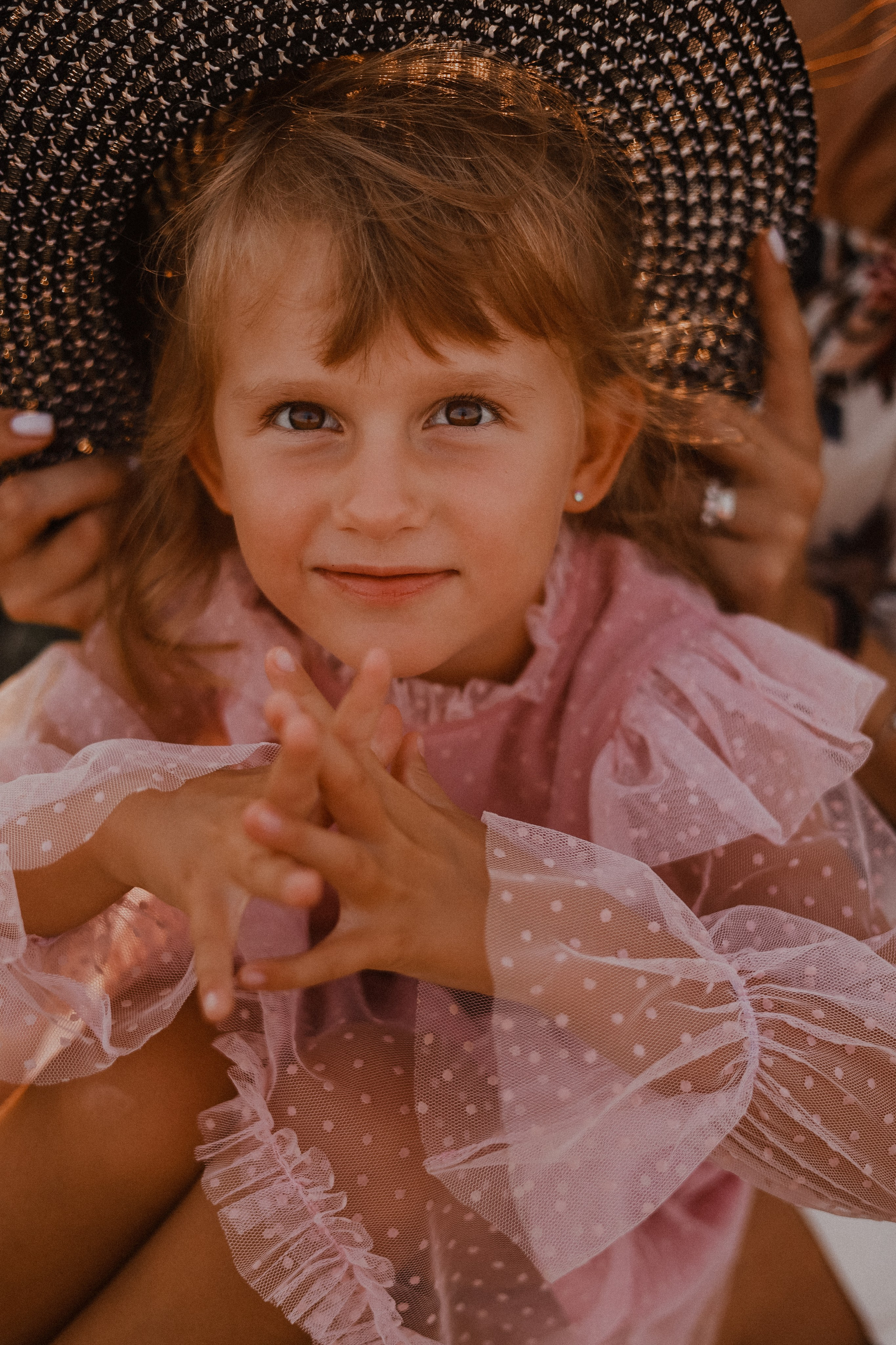 Мама с дочкой. Фотосессия на природе