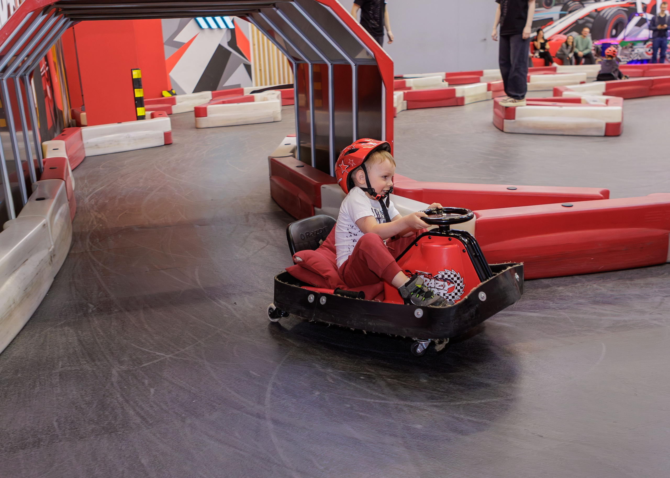 День рождения Дмитрия. Семейный и детский фотограф в Москве Юлия