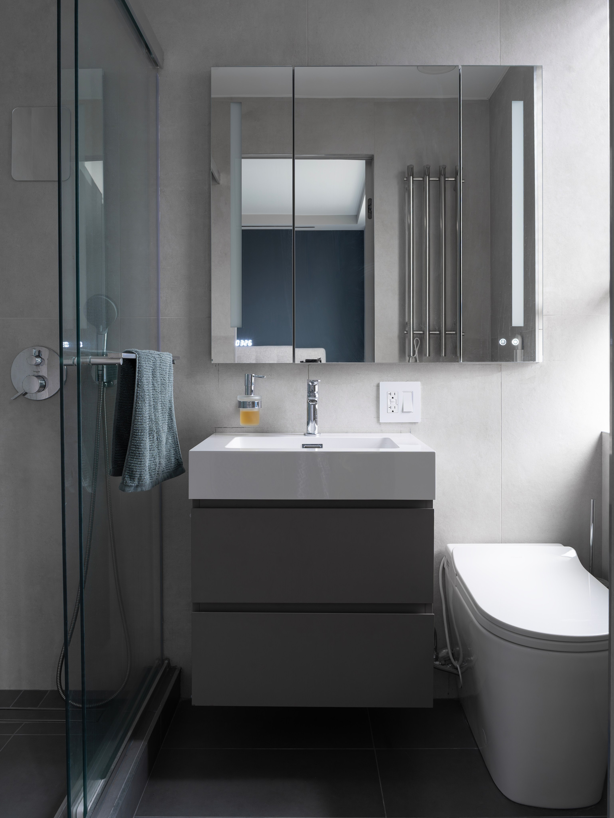 Interiors. Portrait and food photographer Sergei Sterling