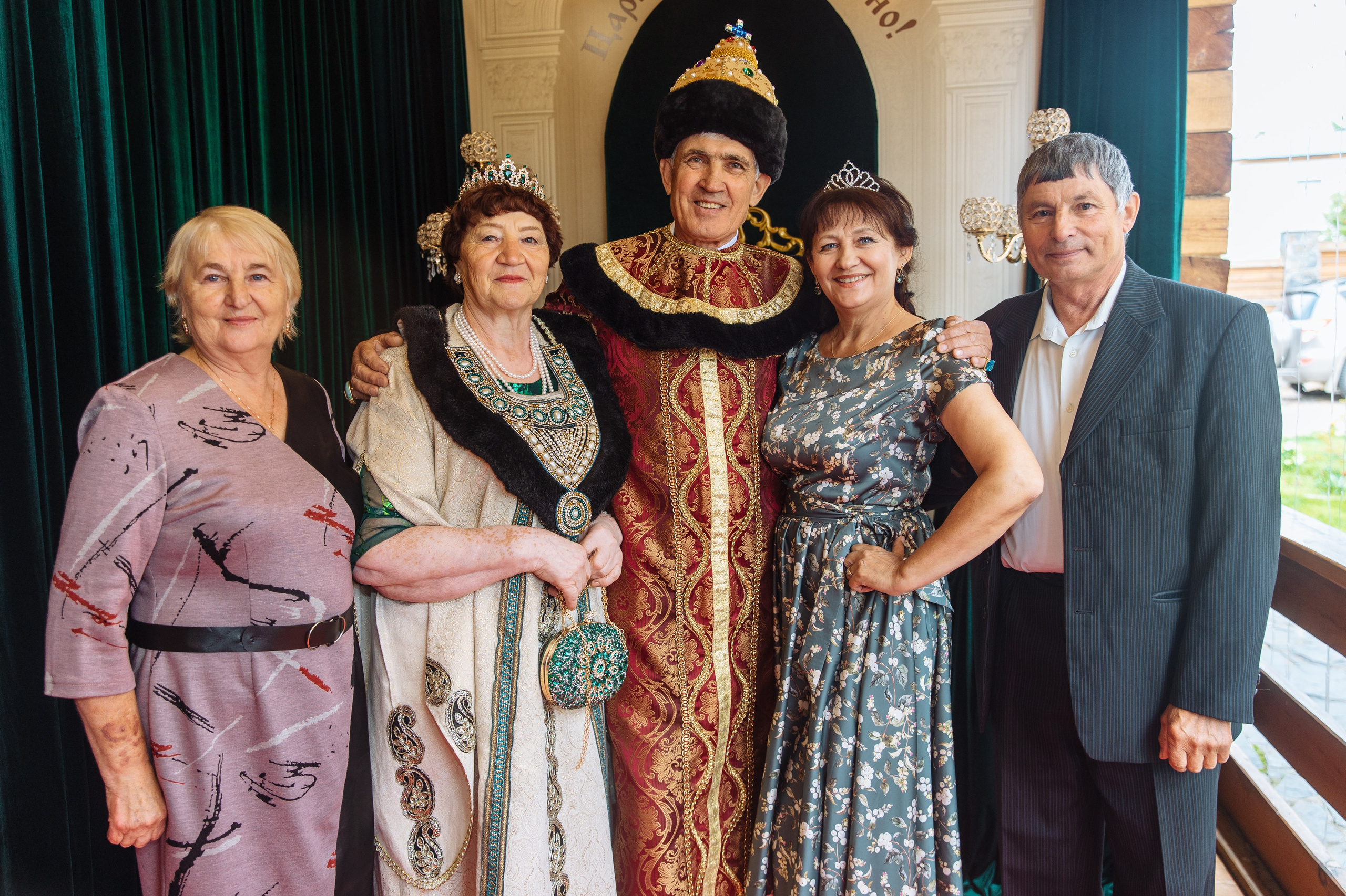 «Иван Васильевич меняет профессию» Юбилей. Свадебный и семейный фотограф в Улан-Удэ