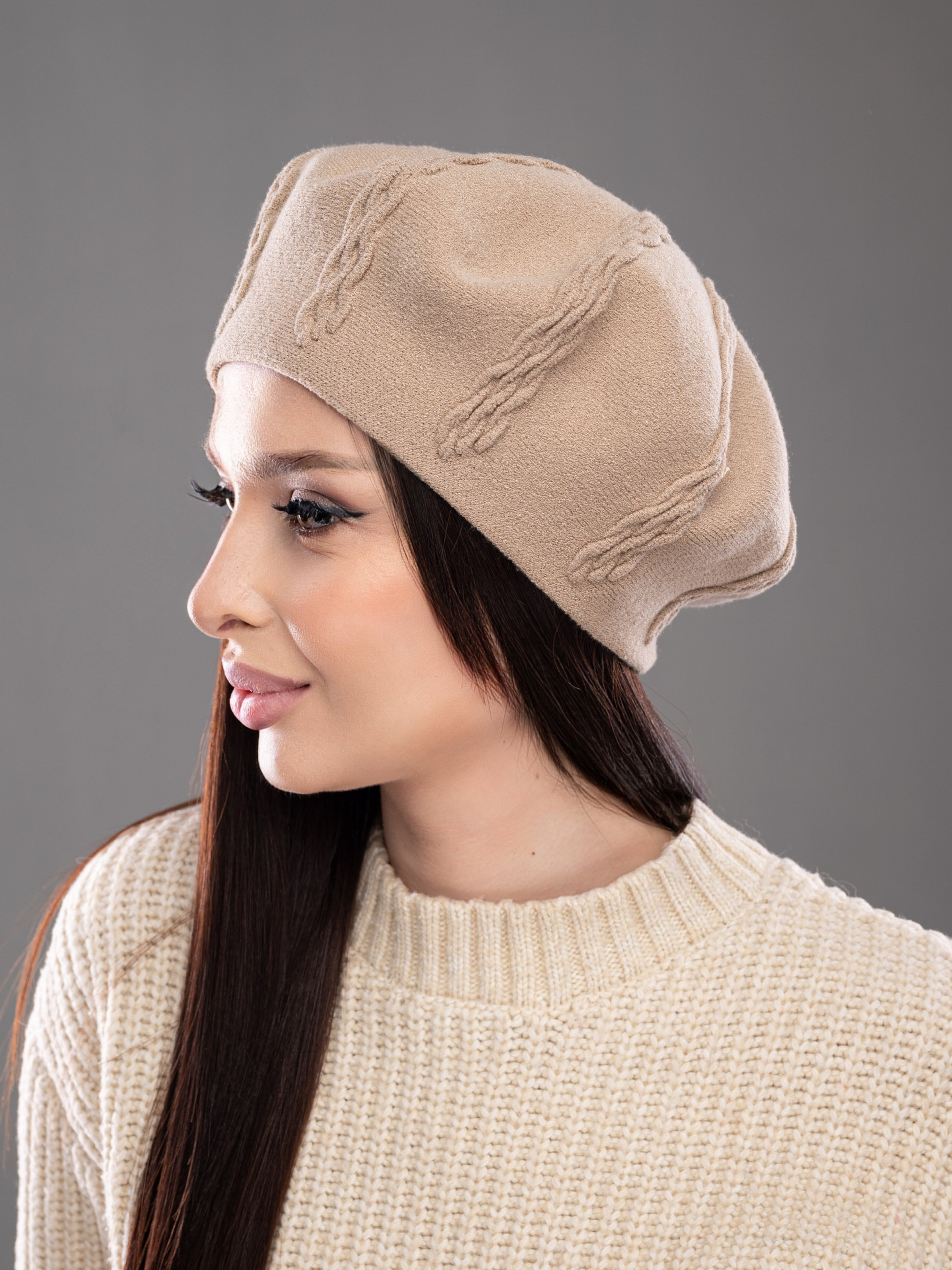 Береты. Предметный фотограф, фото для маркетплейсов Пятигорск, КМВ