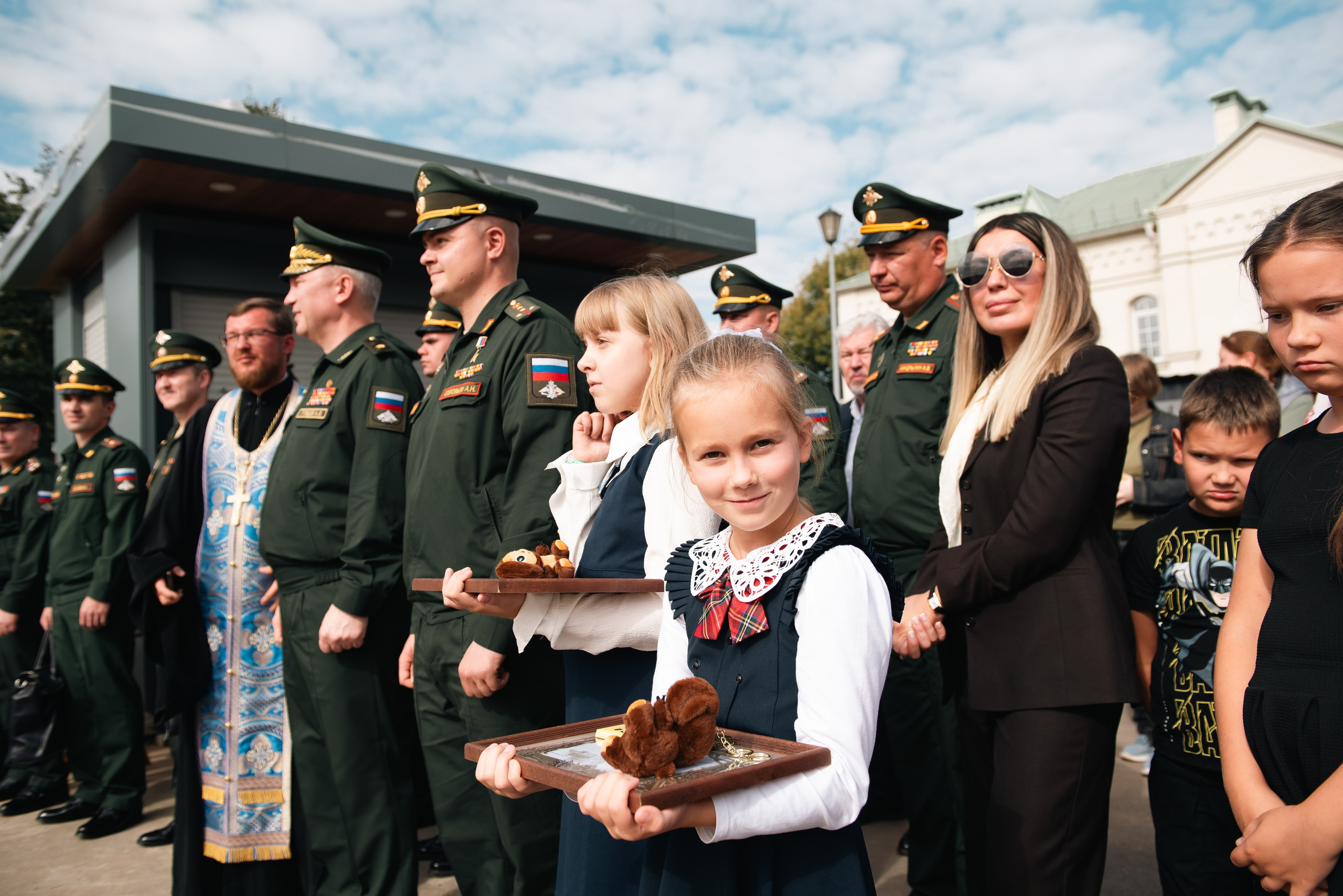 Храм Андрея Боголюбского, служба с участием войск РХБ защиты. Фотограф, визажист. Москва