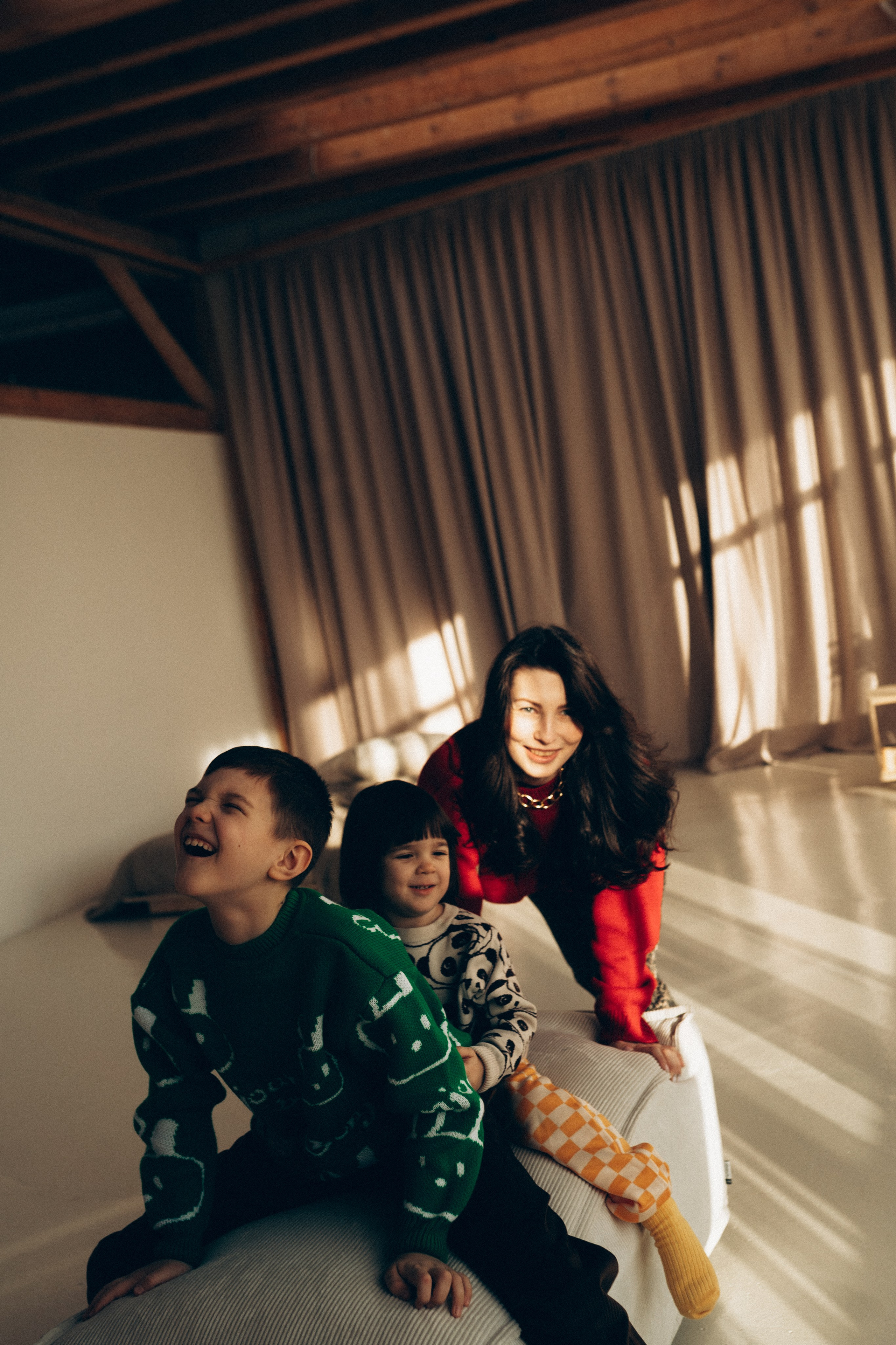 Любовь в каждом взгляде. Семейный фотограф в Челябинске