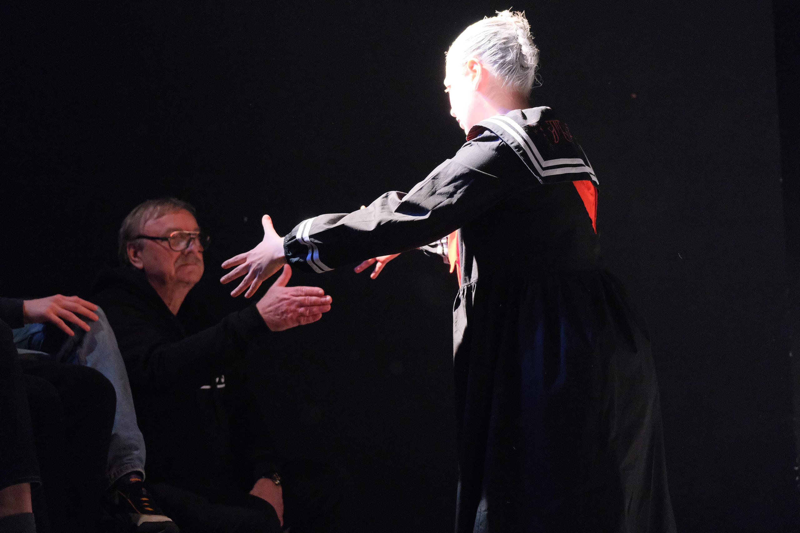 «СЛОН. Ом и Он». Театр Пространство Внутри. Москва, улицы, театр и артисты, друзья и мир фото Владимир Кашицин