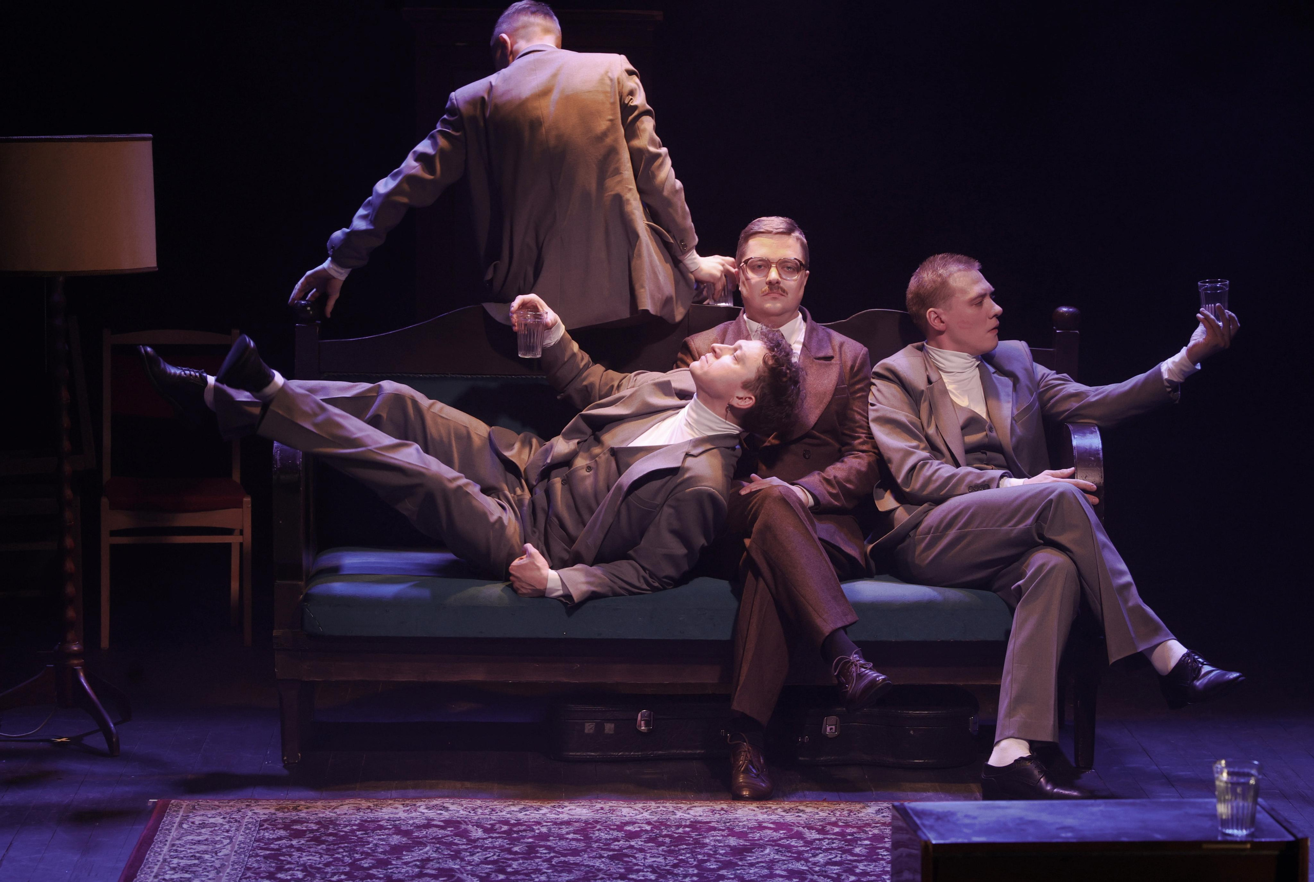 Москва, улицы, театр и артисты, друзья и мир фото Владимир Кашицин