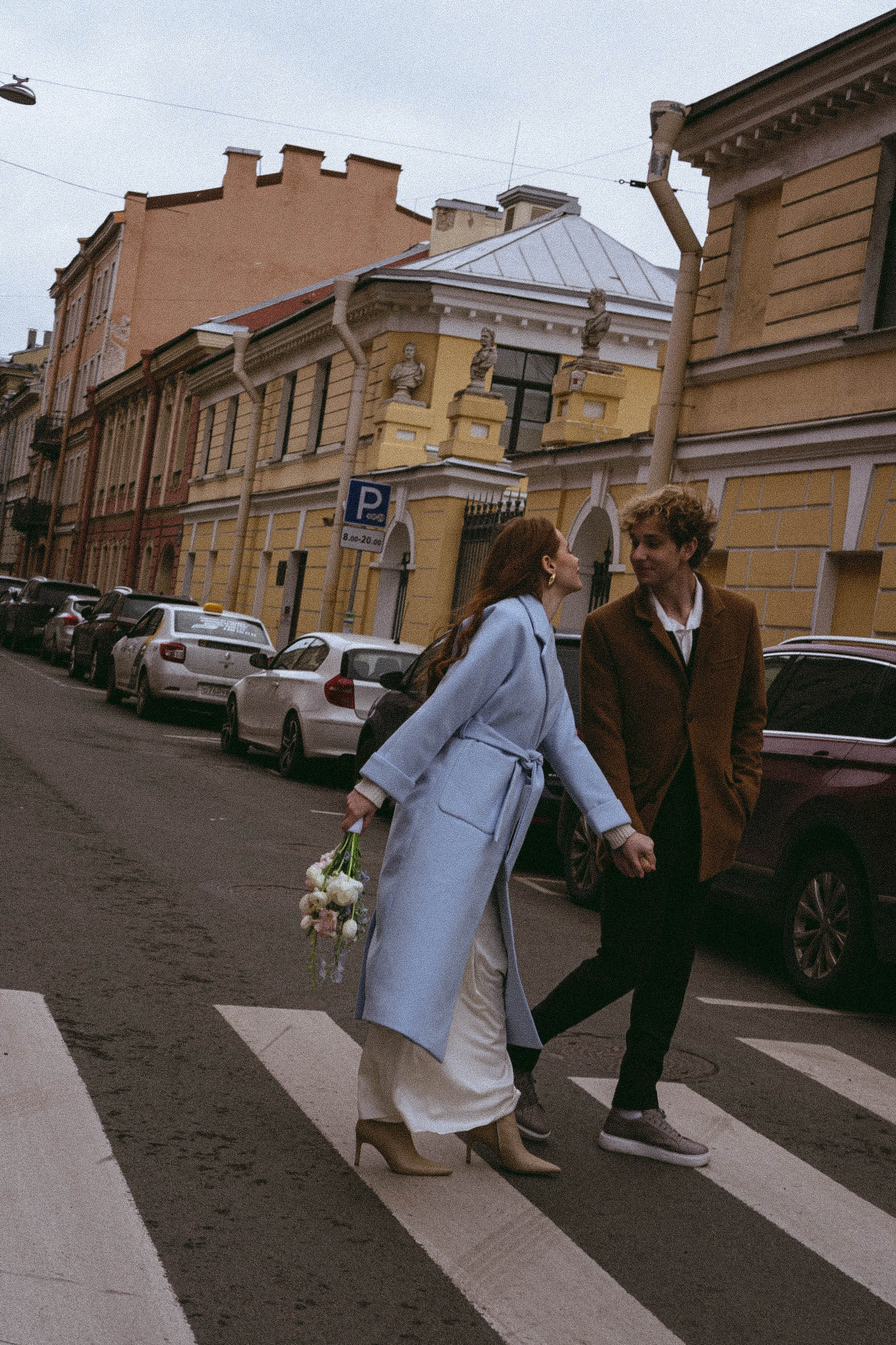 СВАДЕБНАЯ СЬЕМКА В ОТЕЛЕ. СБОРЫ ЖЕНИХА И НЕВЕСТЫ И ТАКЖЕ ТОР И ПОДГОТОВКА К ПРОГУЛКЕ И ПРОГУЛКА ПО ПЕТРОГРАДКЕ. Профессиональный фотограф, Санкт-Петербург — Виктория Богомолова