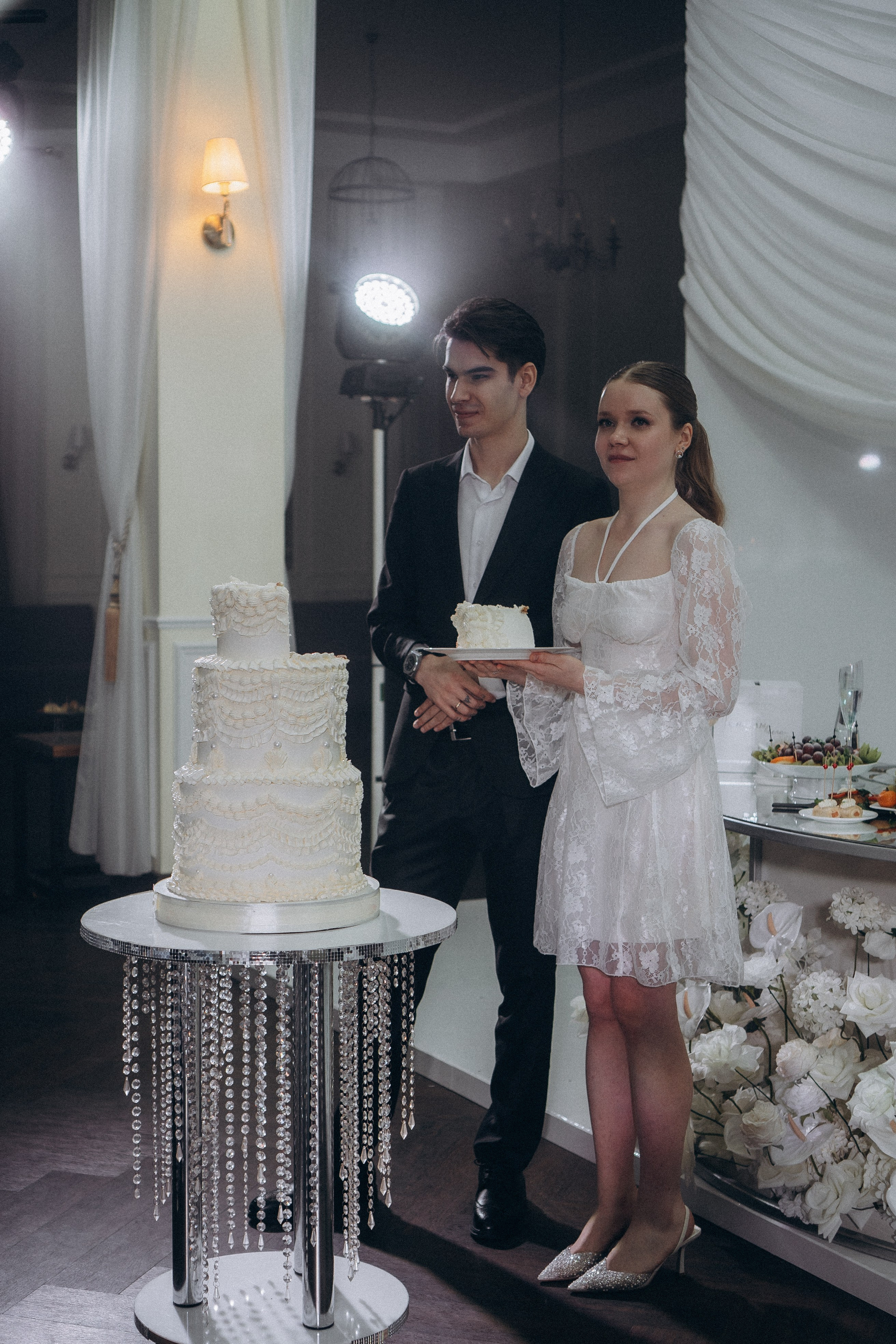 СВАДЕБНАЯ СЬЕМКА СБОРОВ В ОТЕЛЕ И ВЫЕЗД НА ЦЕРЕМОНИЮ (СНЯТО В СИБИРЕ В НИЖНЕВАРТОВСКЕ). Профессиональный фотограф, Санкт-Петербург — Виктория Богомолова