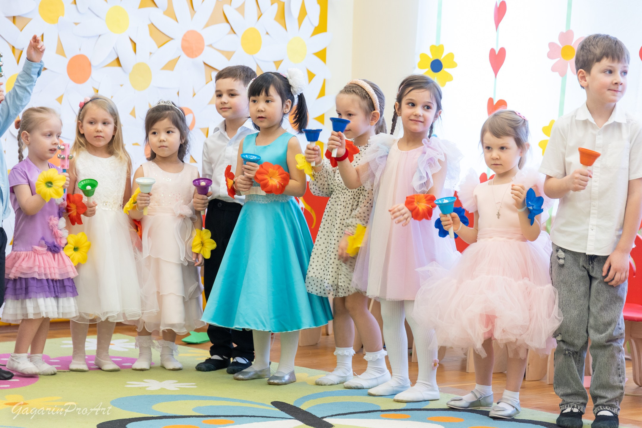 Фотограф в детский сад на утренник и праздник. GagarinProArt
