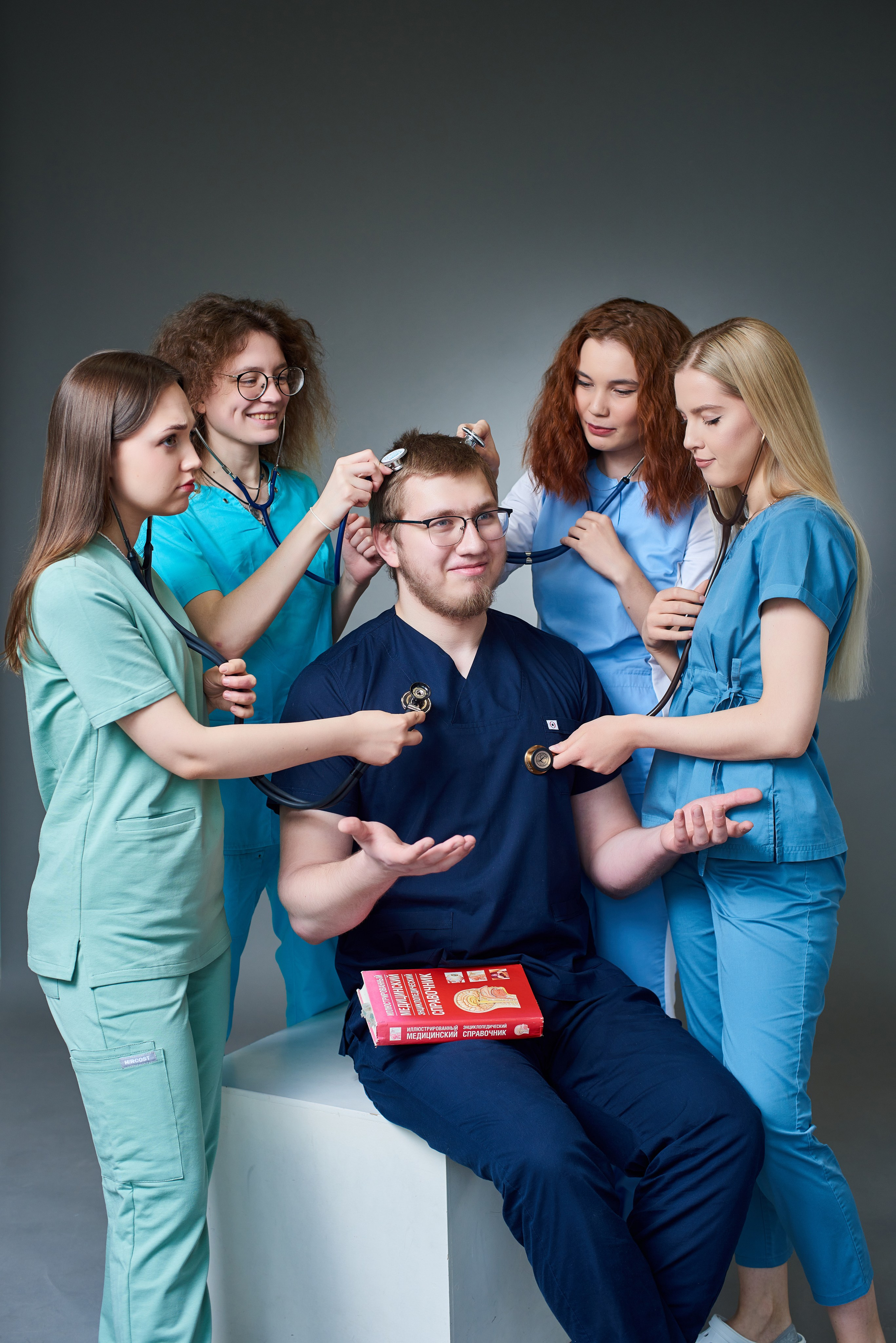 Выпускные альбомы для студентов медиков и не только…. Выпускные альбомы в Ставрополе