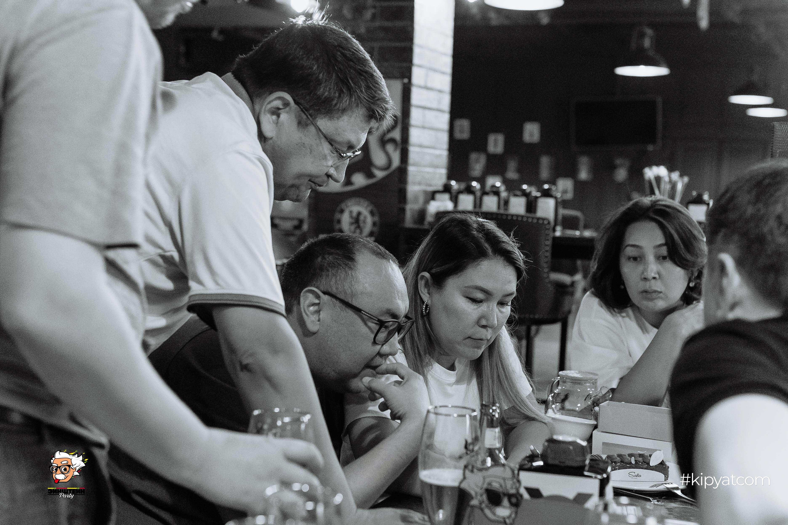 Эйнштейн Party