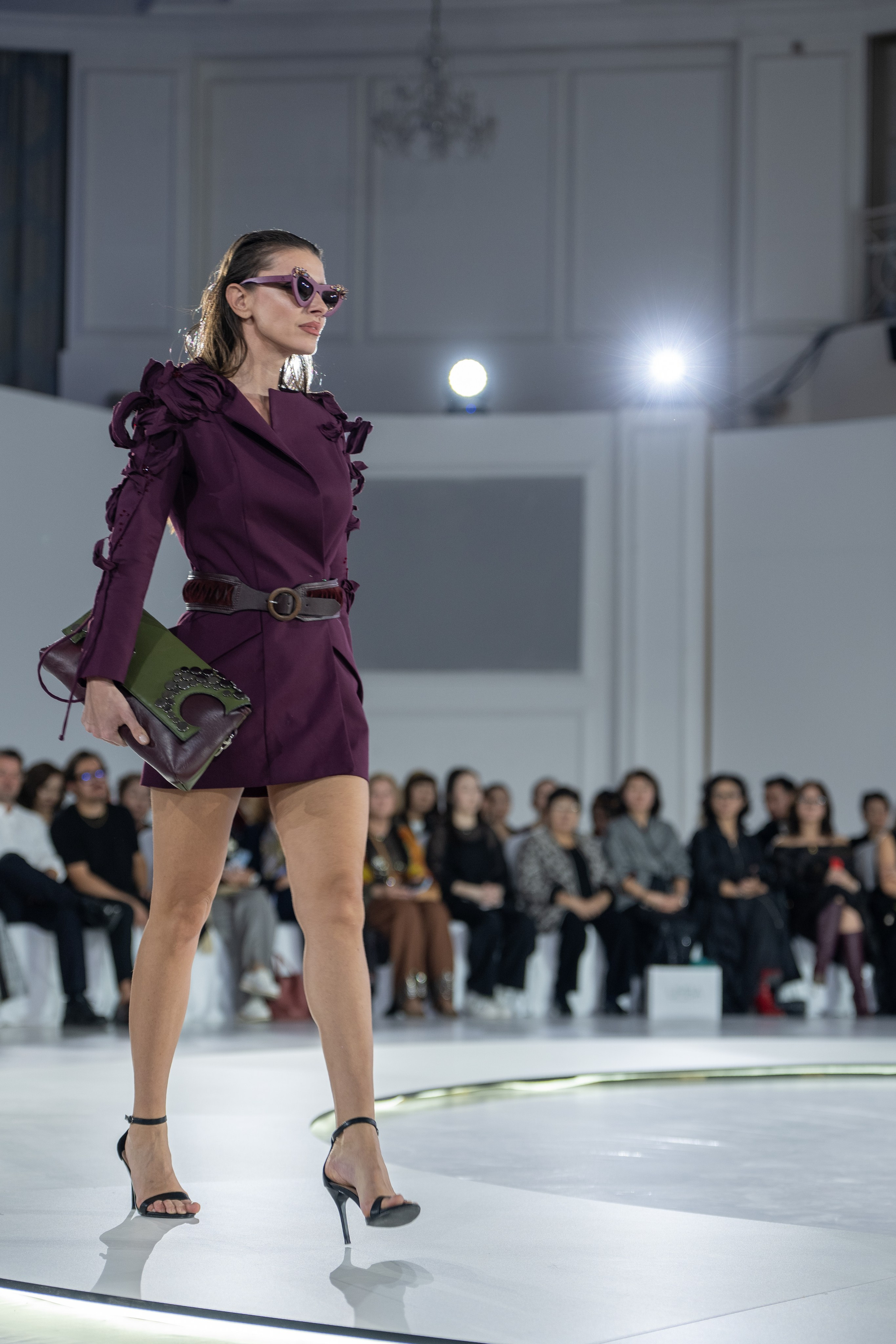 Brand TinAtin Magalashvilu. Сайт Алматинского НЮ АРТ, будуар и фэшн фотографа Дениса Карпенко