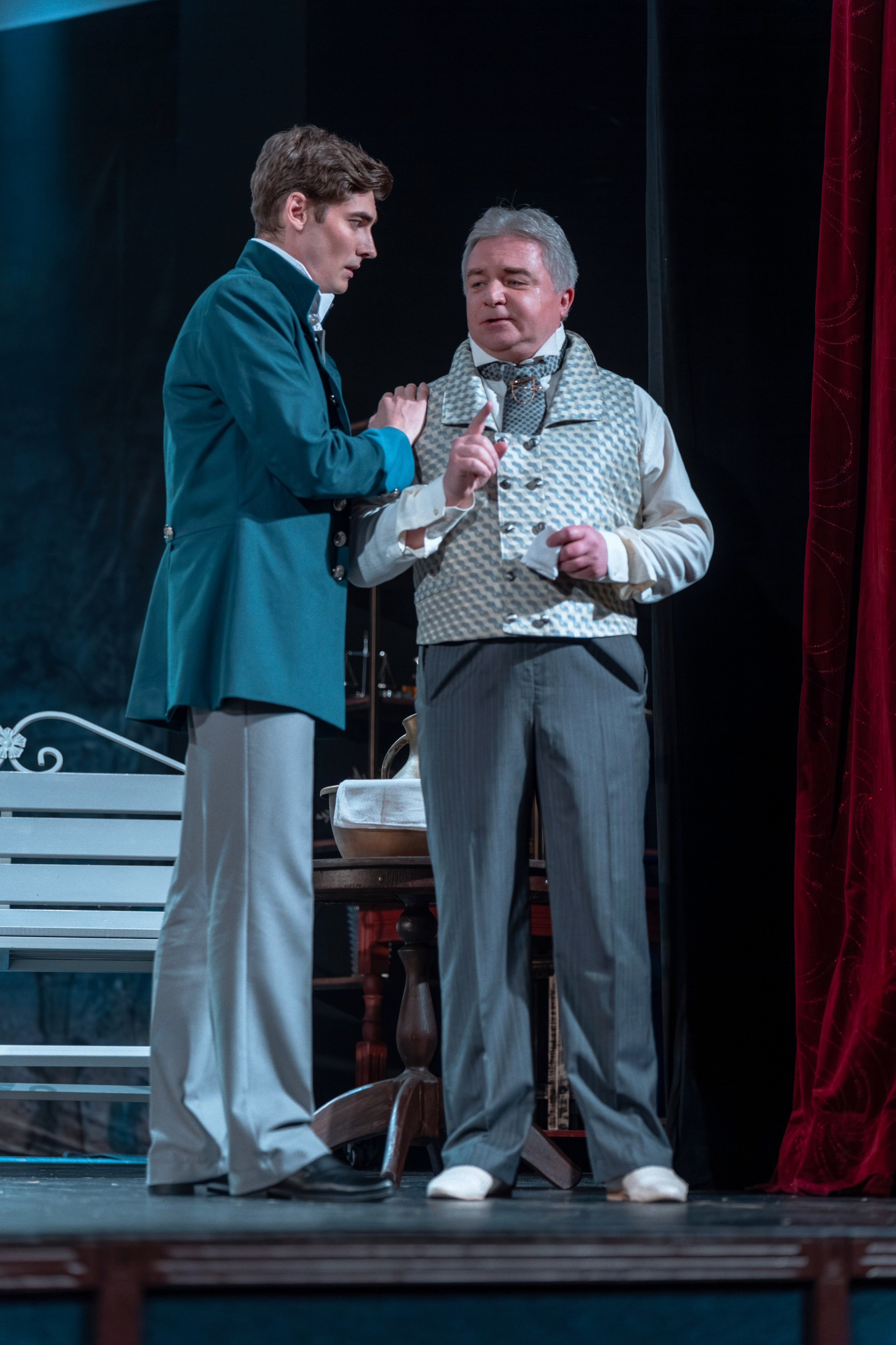 Театр Роста: Отцы и Дети. Сайт фотографа Сергея Абрамова