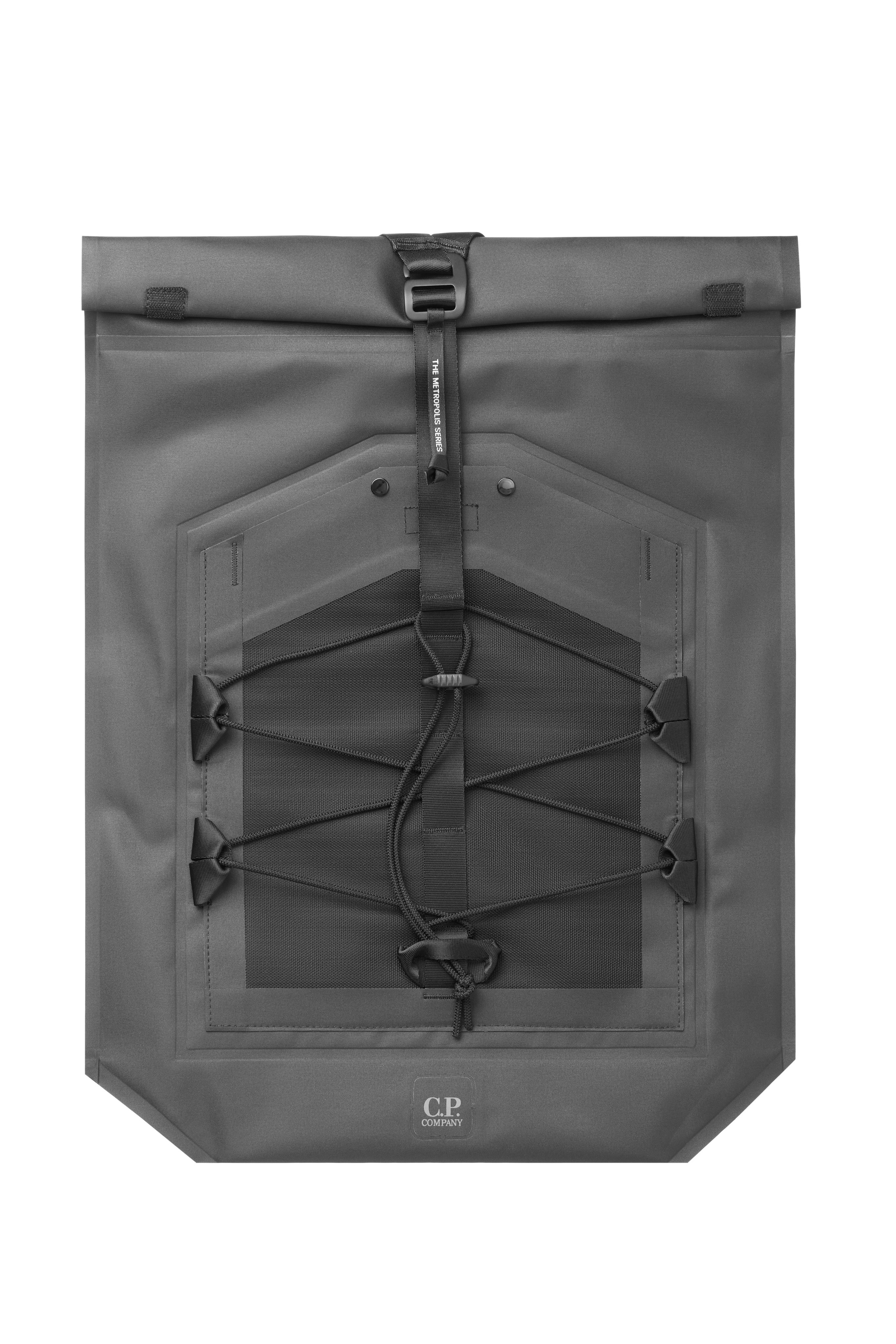 Одежда на манекене и враскладку. Олег Дмитриев