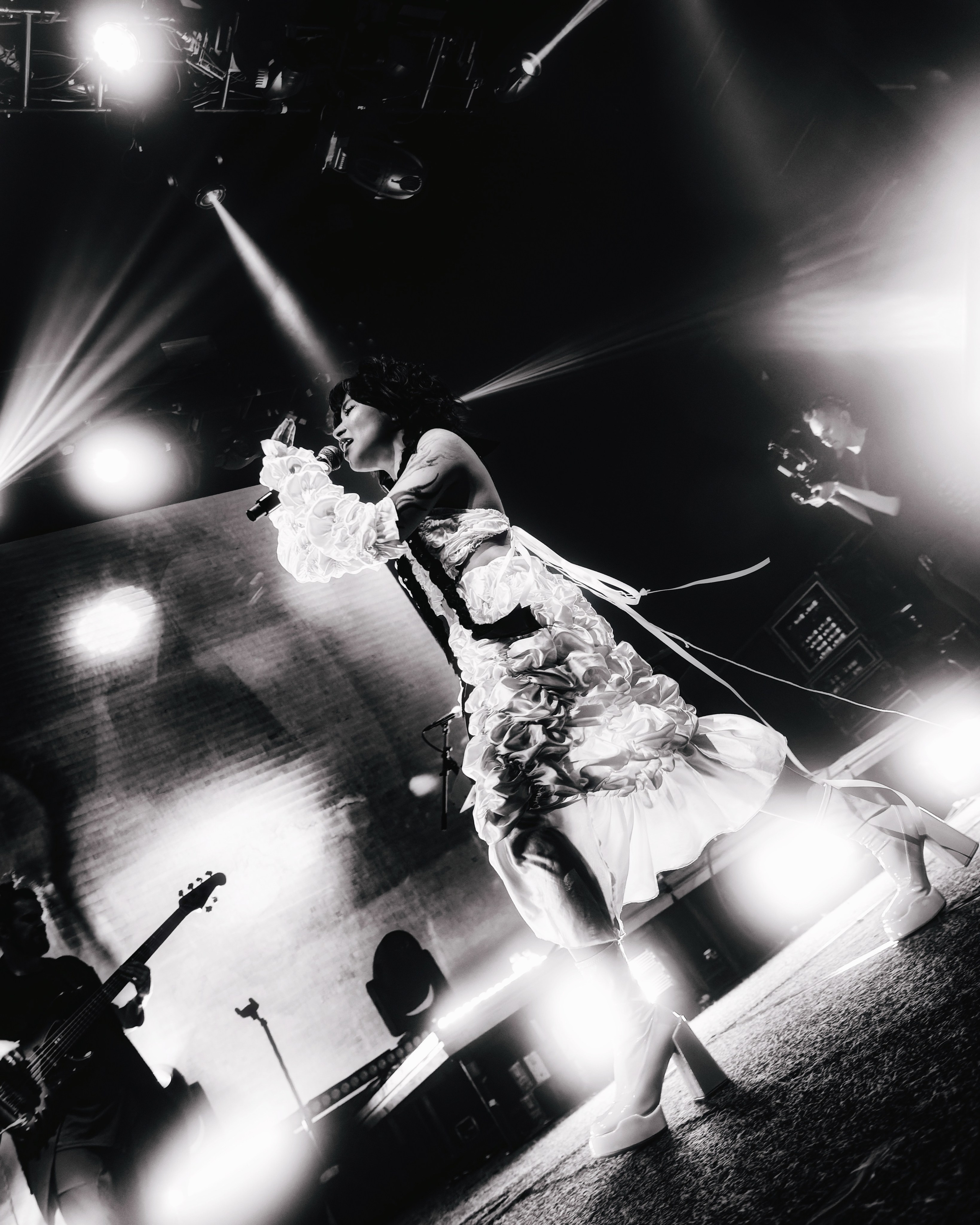 Green Apelsin в клубе Base 3.05.2024. Репортажный фотограф и видеограф в Москве