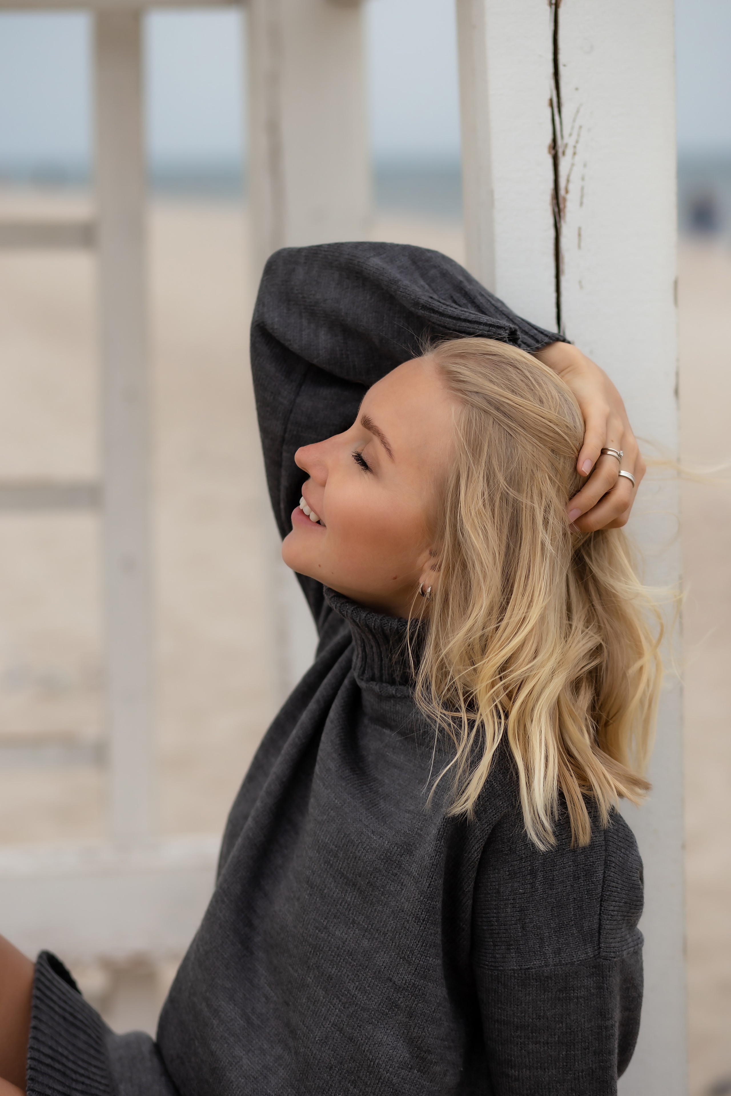 Вера в Янтарном. Перед дождем. Фотограф в Калининграде Решетникова Алина