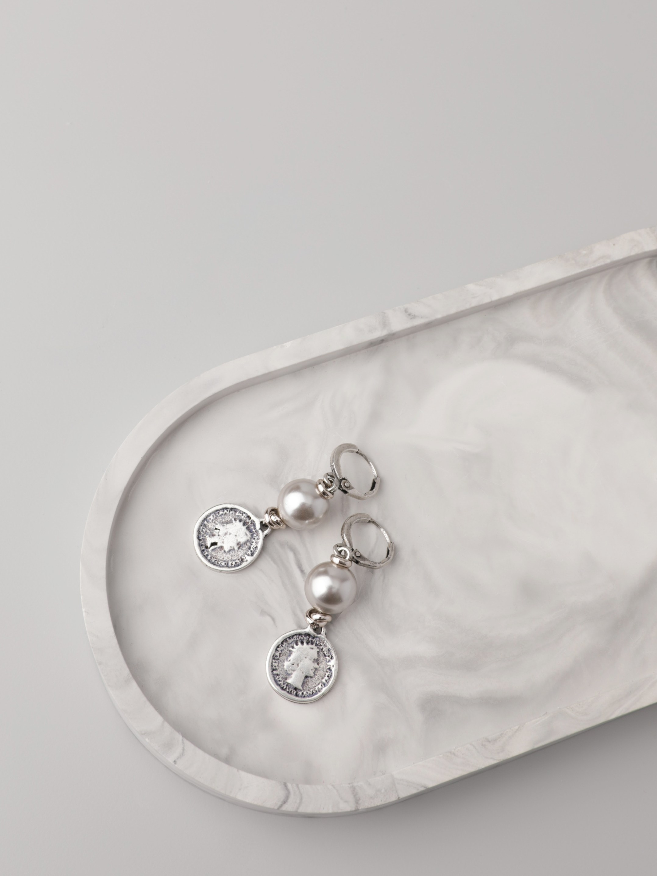 Украшения. Фотостудия предметной и модельной съёмки для маркетплейсов