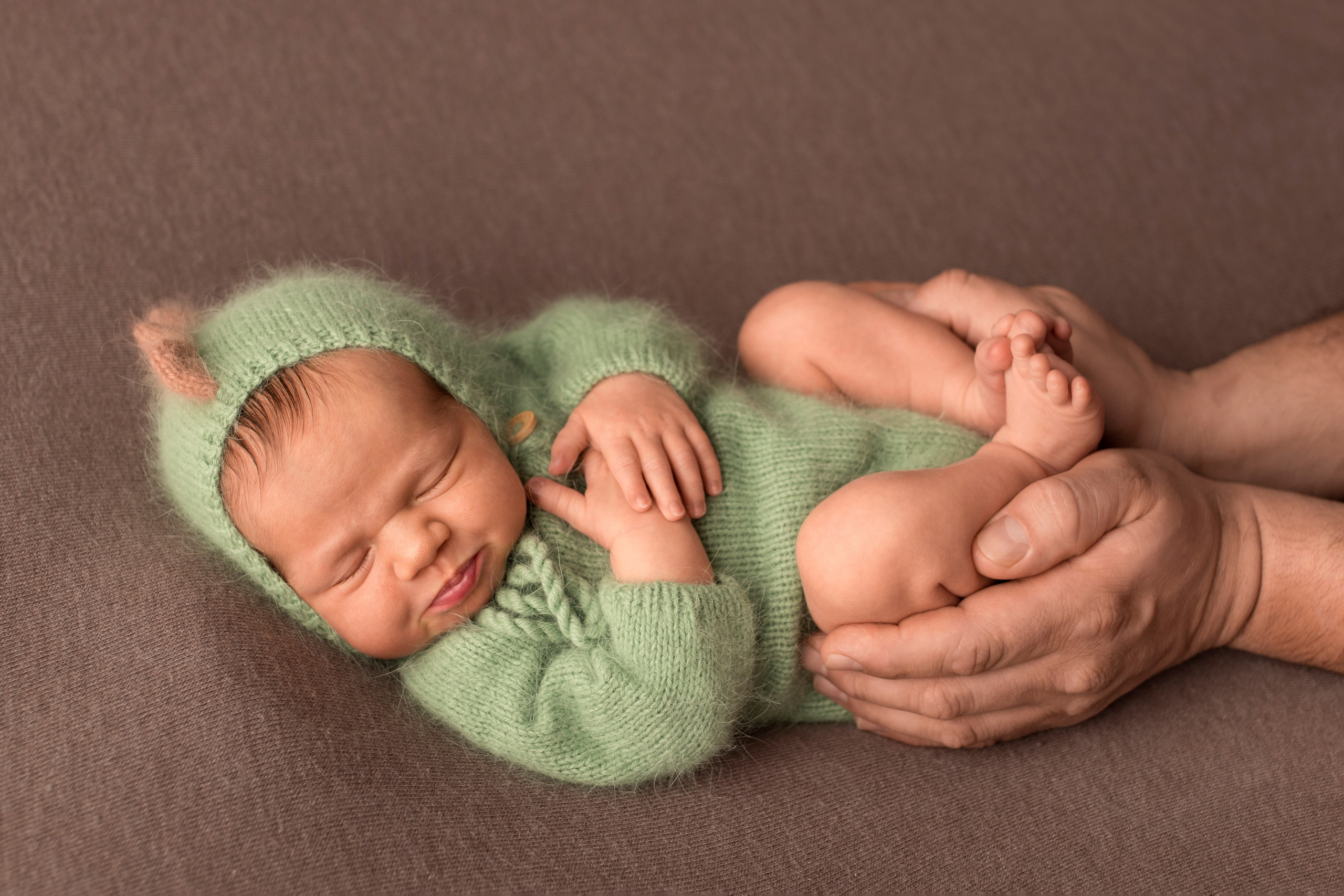 Красивые фотографии малышей у Вас дома. Фотограф новорождённых в Санкт-Петербурге Лилия Яковлева