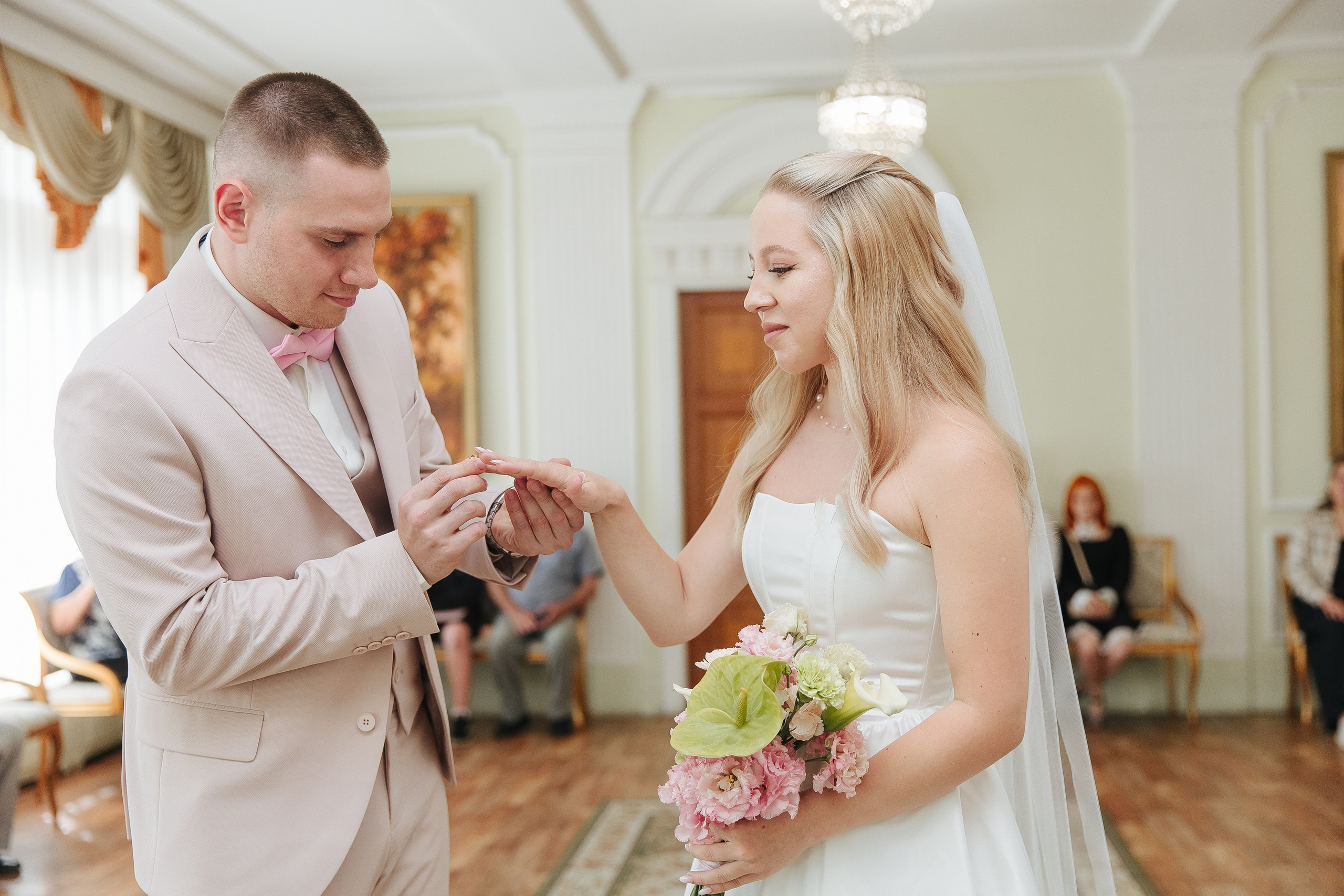 Роспись ЗАГС. Фотограф в Красноярске Любовь Малеева