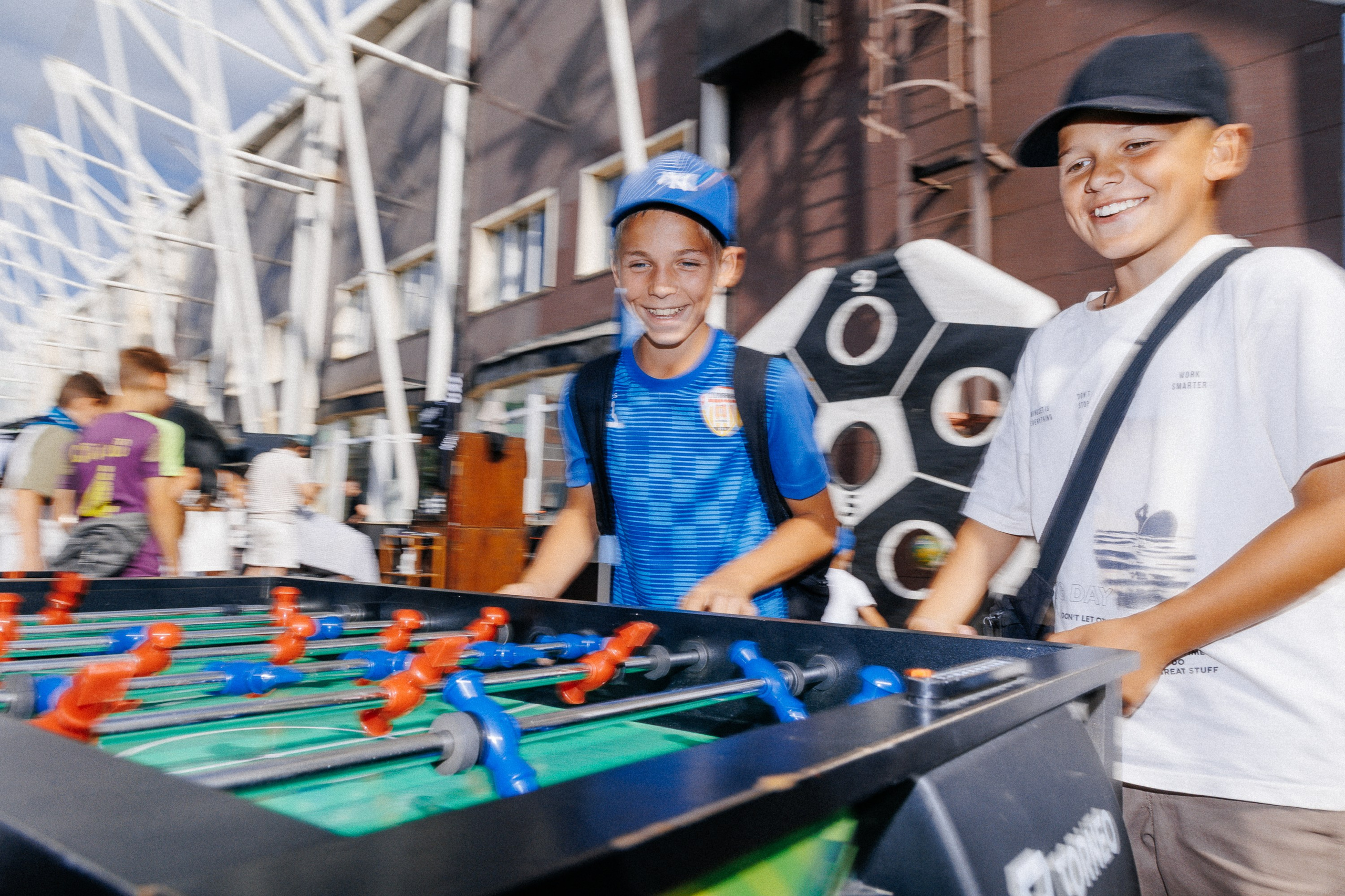 ФК ЧЕЛЯБИНСК Х ФК ВОЛГА. Репортажный фотограф Макс Брагин