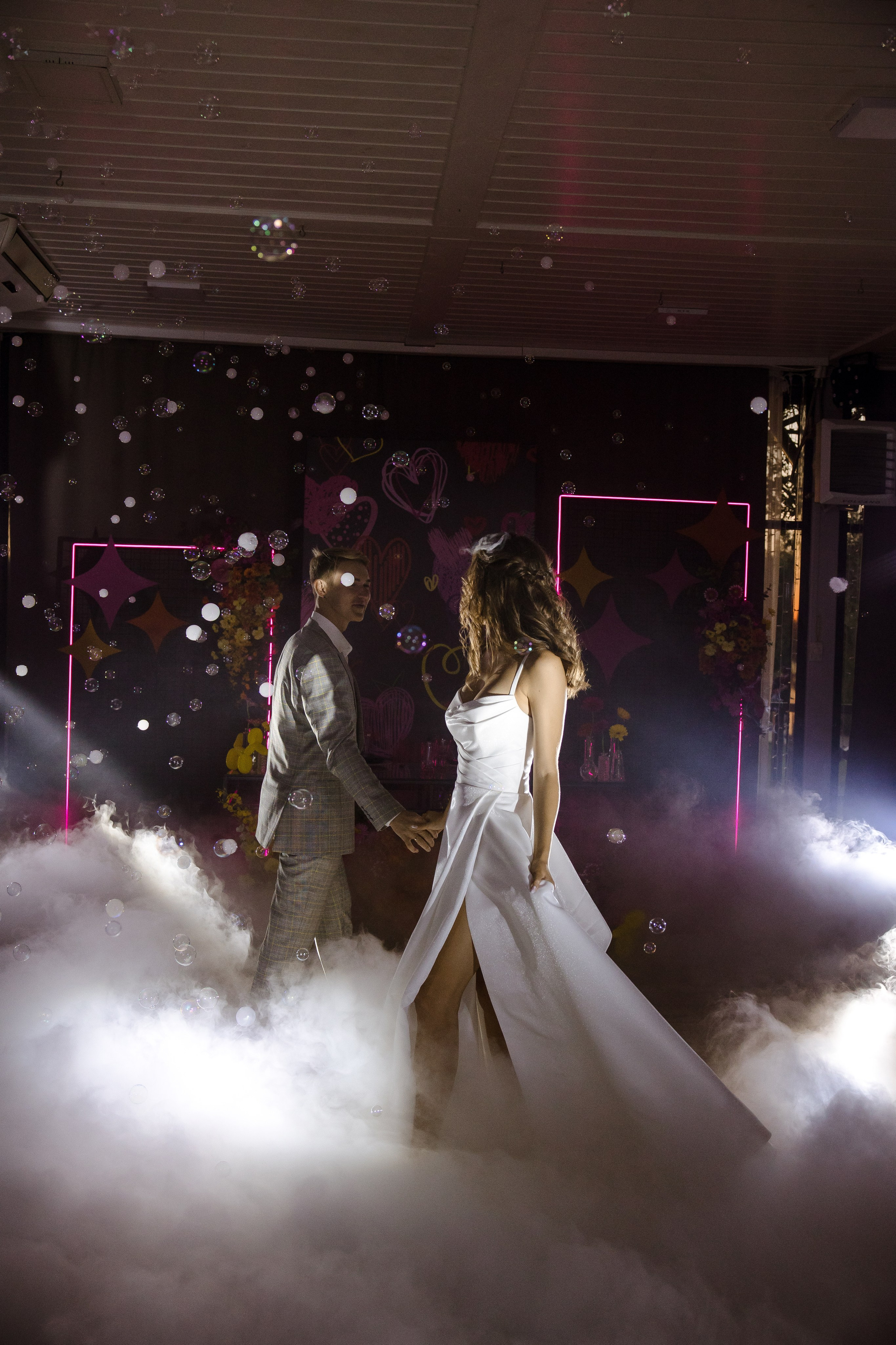 Яркая свадьба в «Нет на карте» в Самаре. Свадебный и семейный фотограф в Самаре и Тольятти | Елена Топанцева