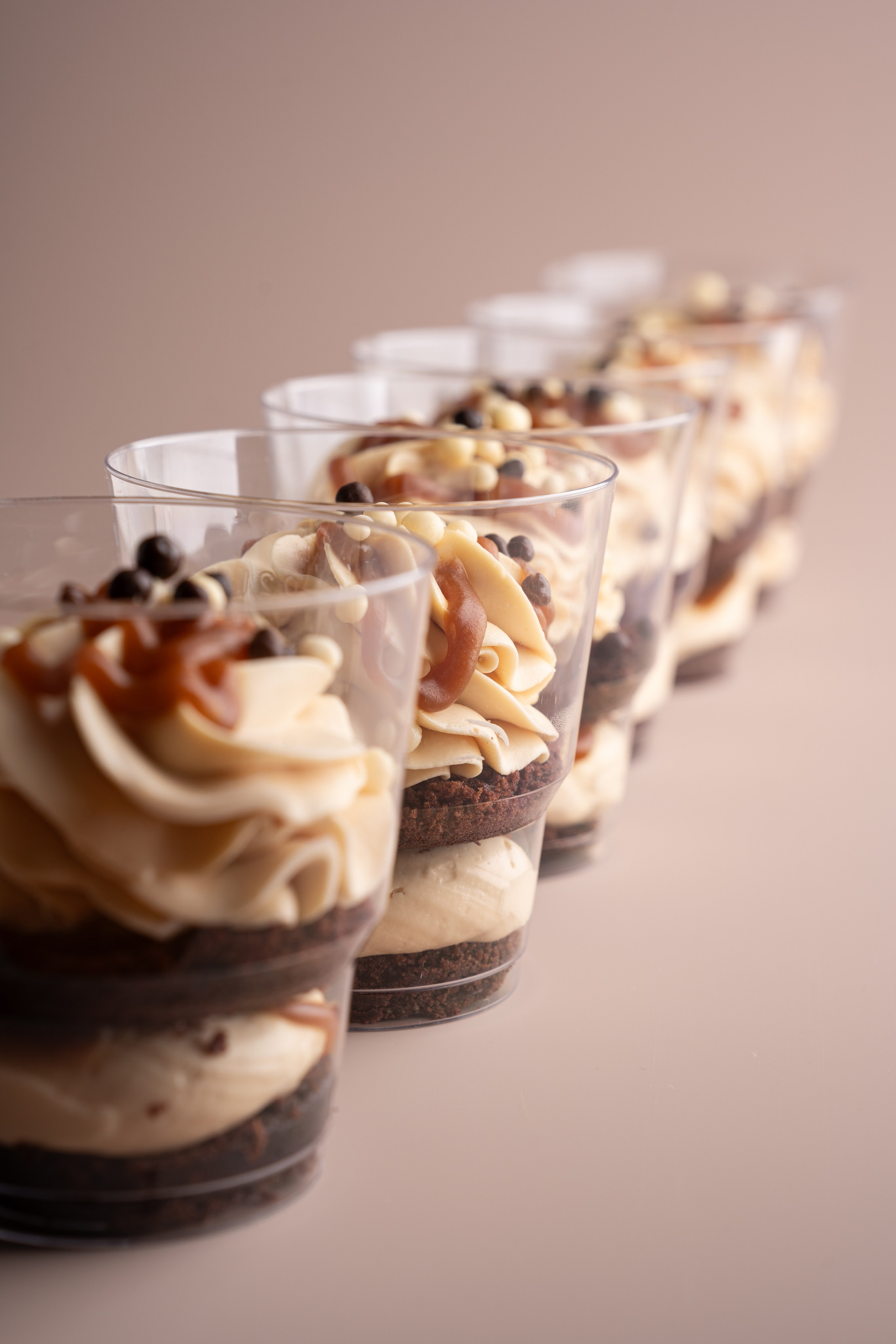 Контентная съёмка для кондитера для сайтов, социальных сетей, маркетплейса Ozon и Wildberries. Предметный фотограф Санкт-Петербург