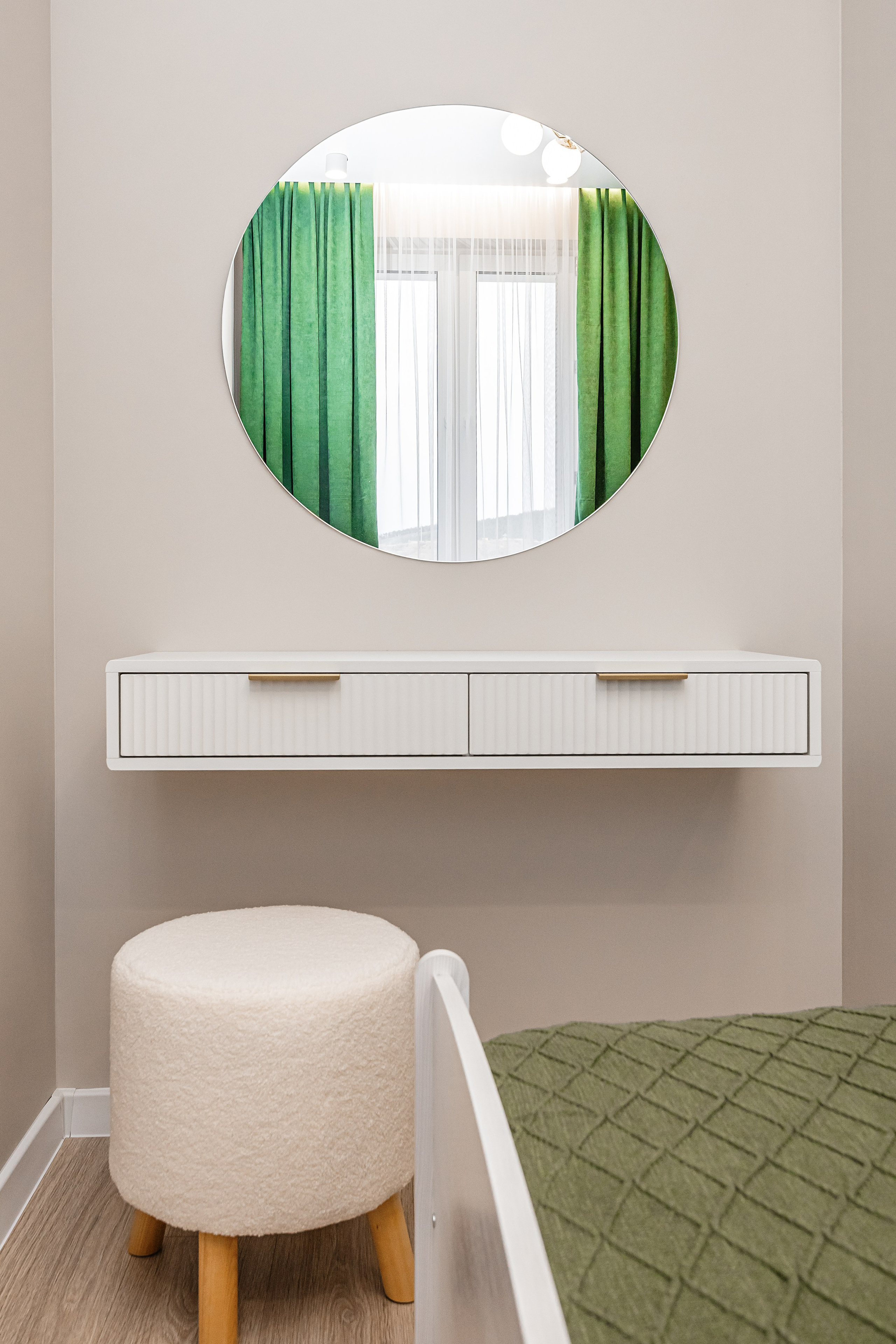 Риэлторская съёмка. Фотограф и видеограф в Улан-Удэ: Аюна Габагуева и Артём Шаханов