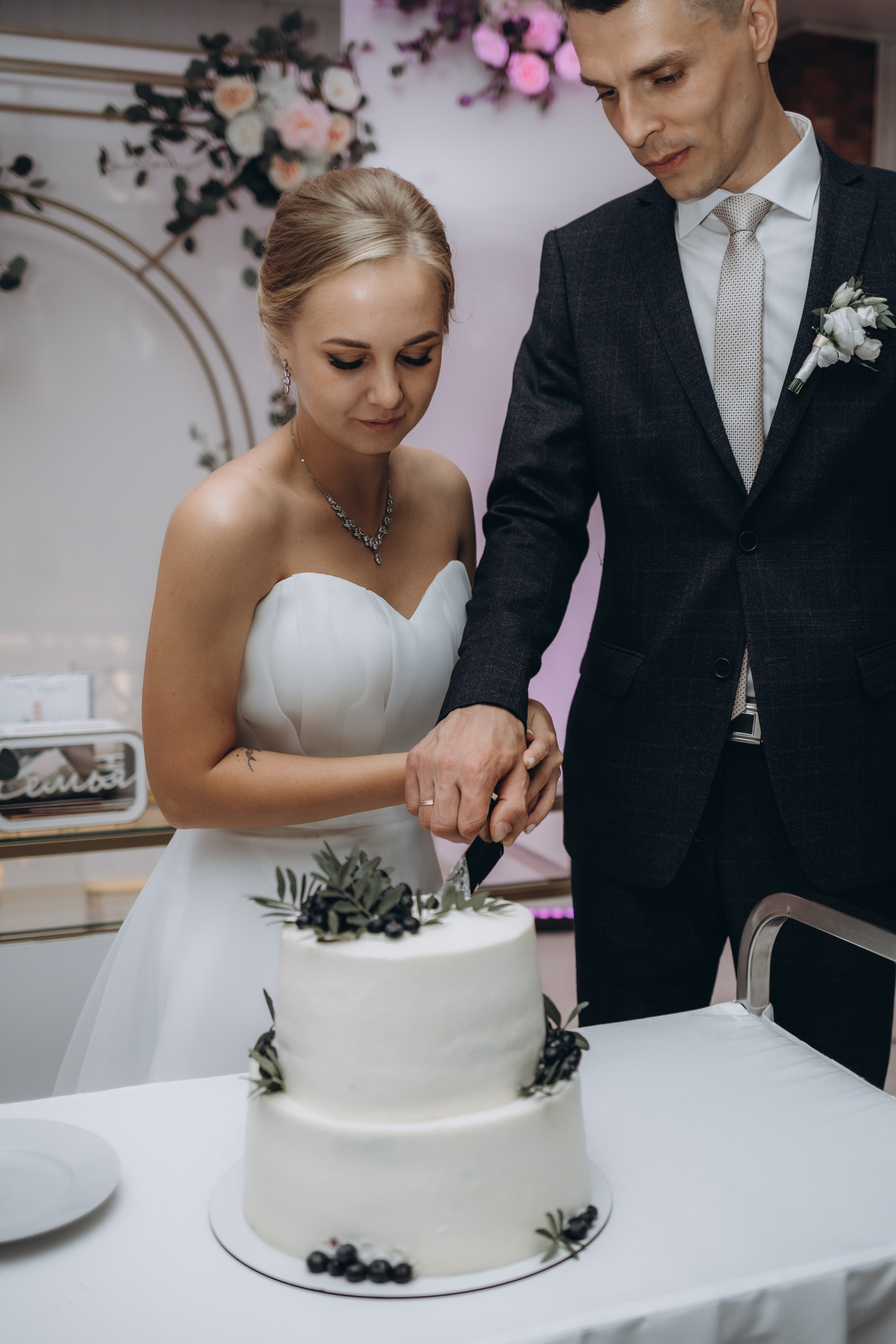 Олег и Анастасия