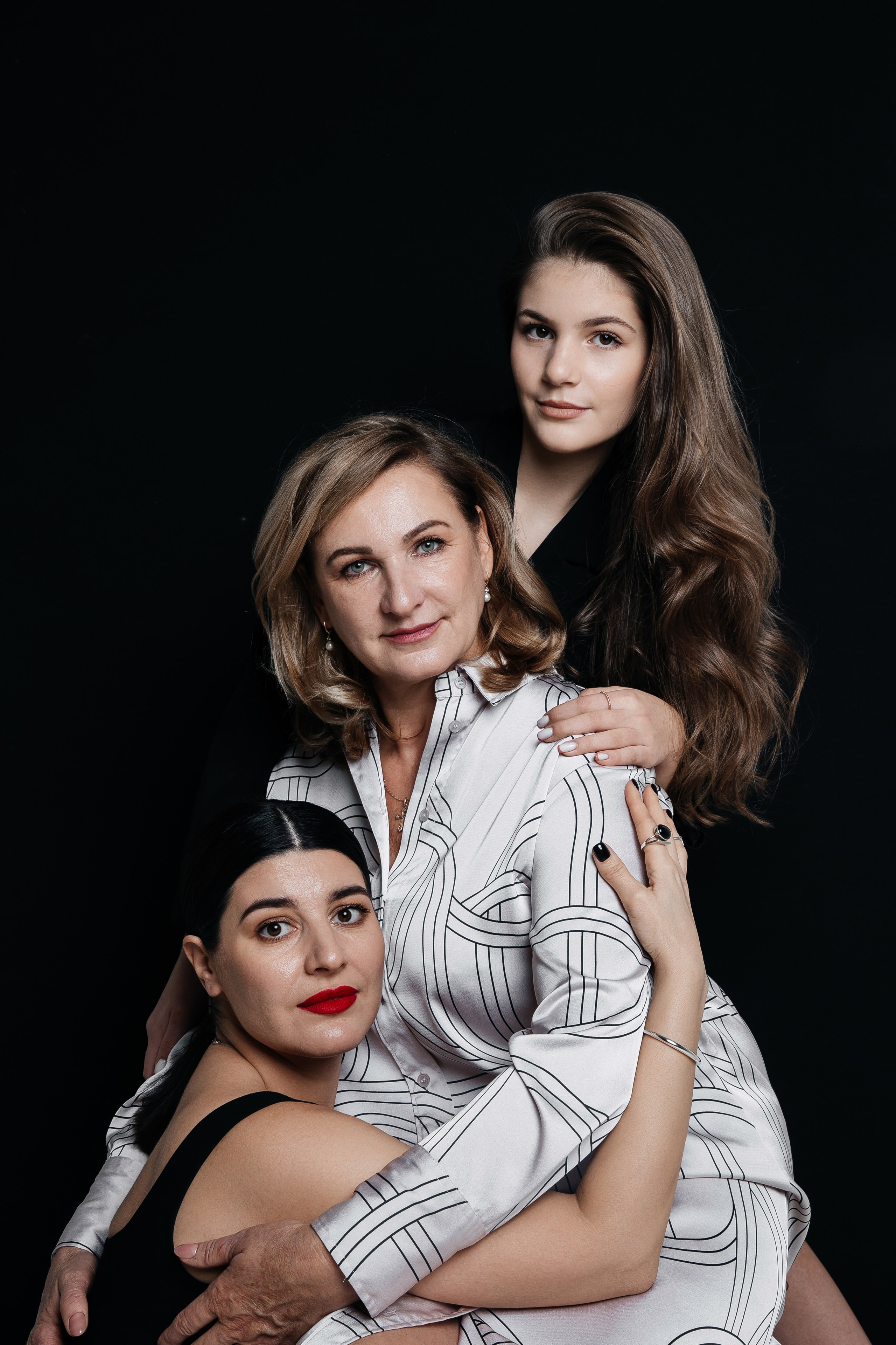 Юлия, Светлана, Александра. Фотограф Денис Лесковский (Тюмень)