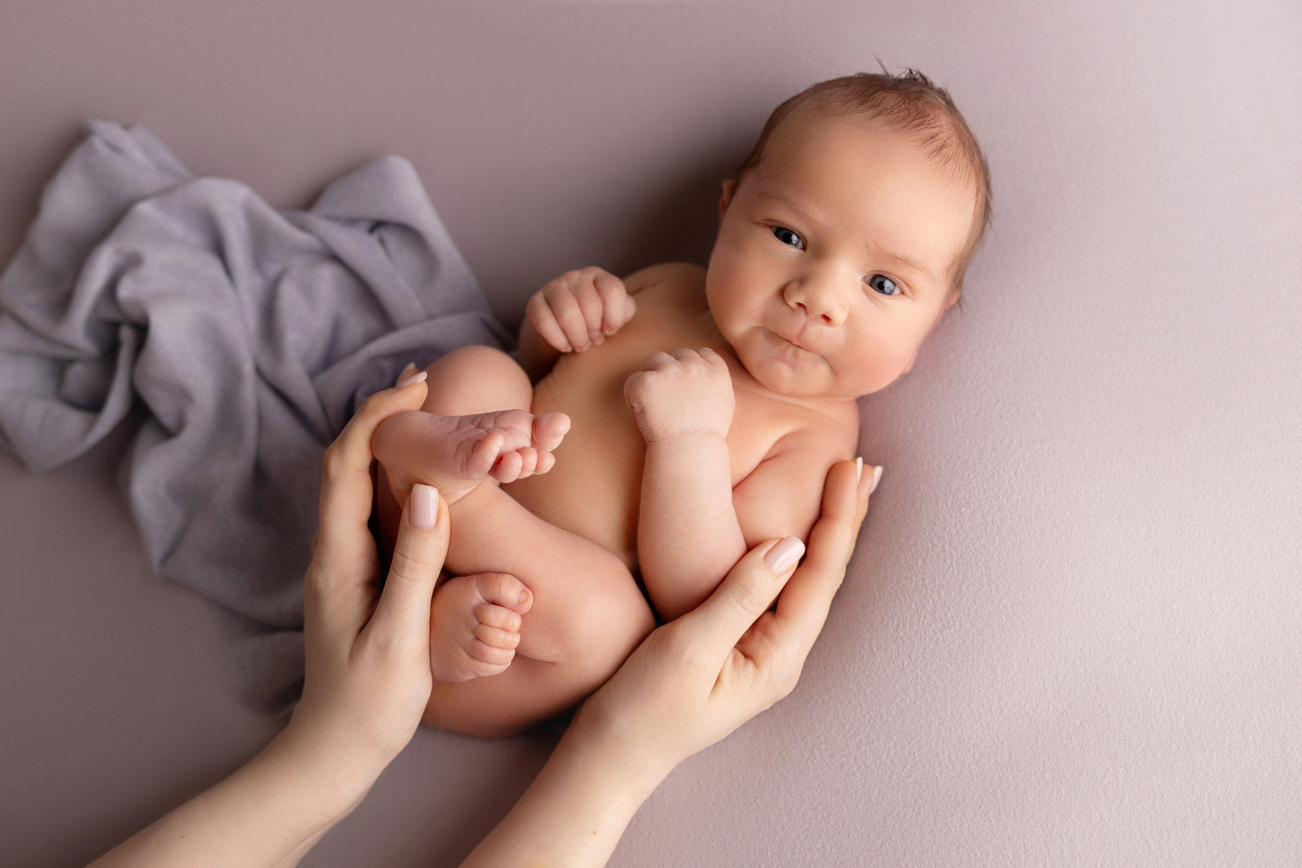 Классическая фотосессия малыша. Фотограф новорожденных малышей в Омске и Омской области Эльвира Камаева