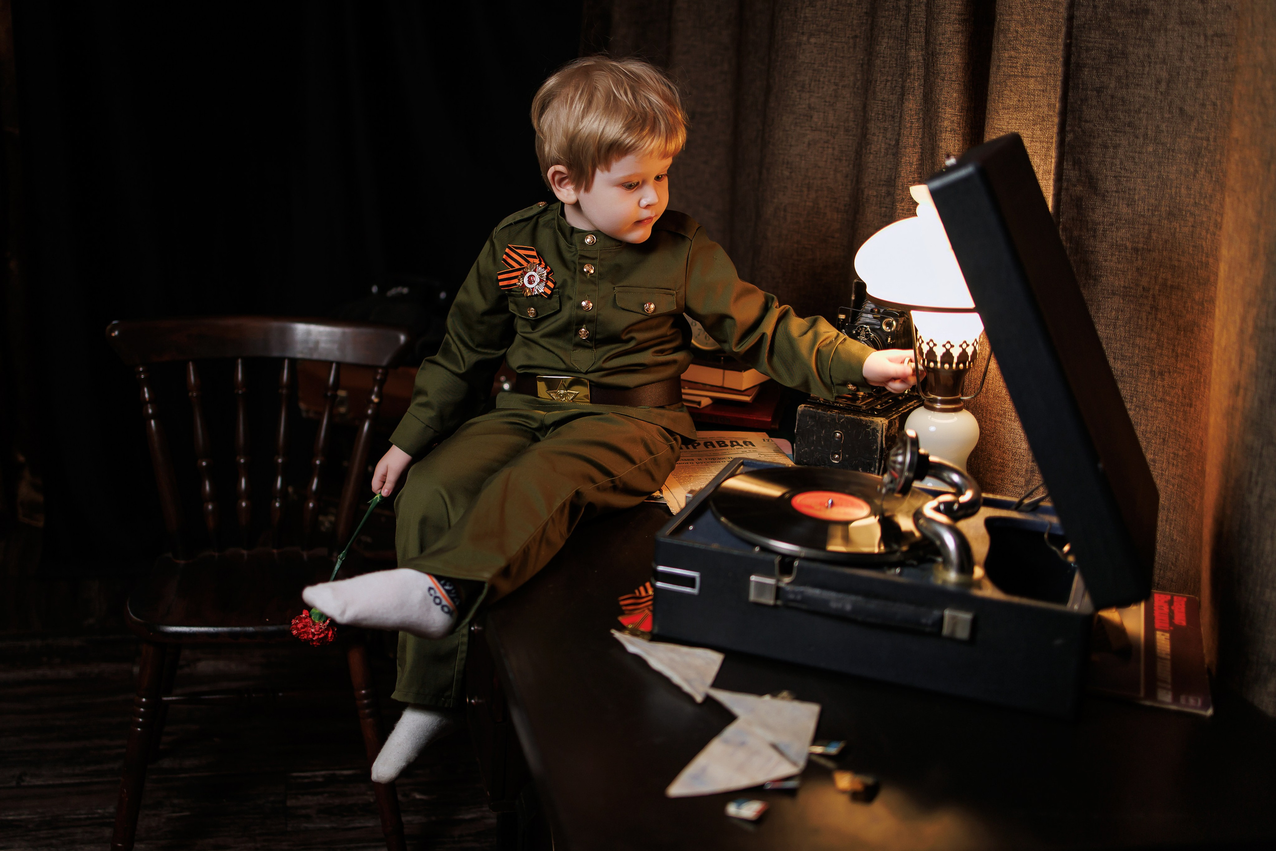 9 мая. Интерьерная фотостудия Background в Омске