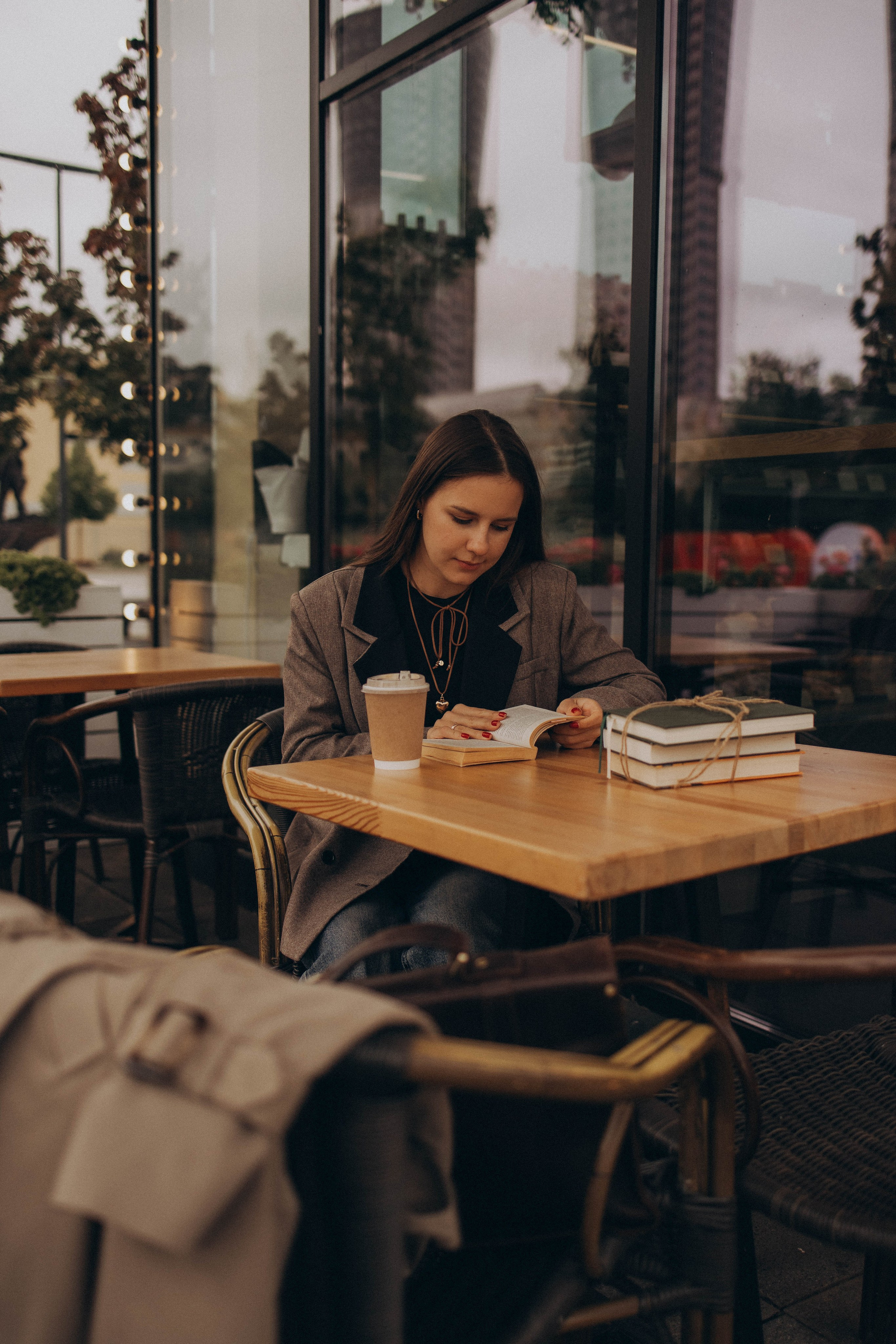 Ирина лесная библиотека. Фотограф lifestylе в Москве Пшеничная Анастасия