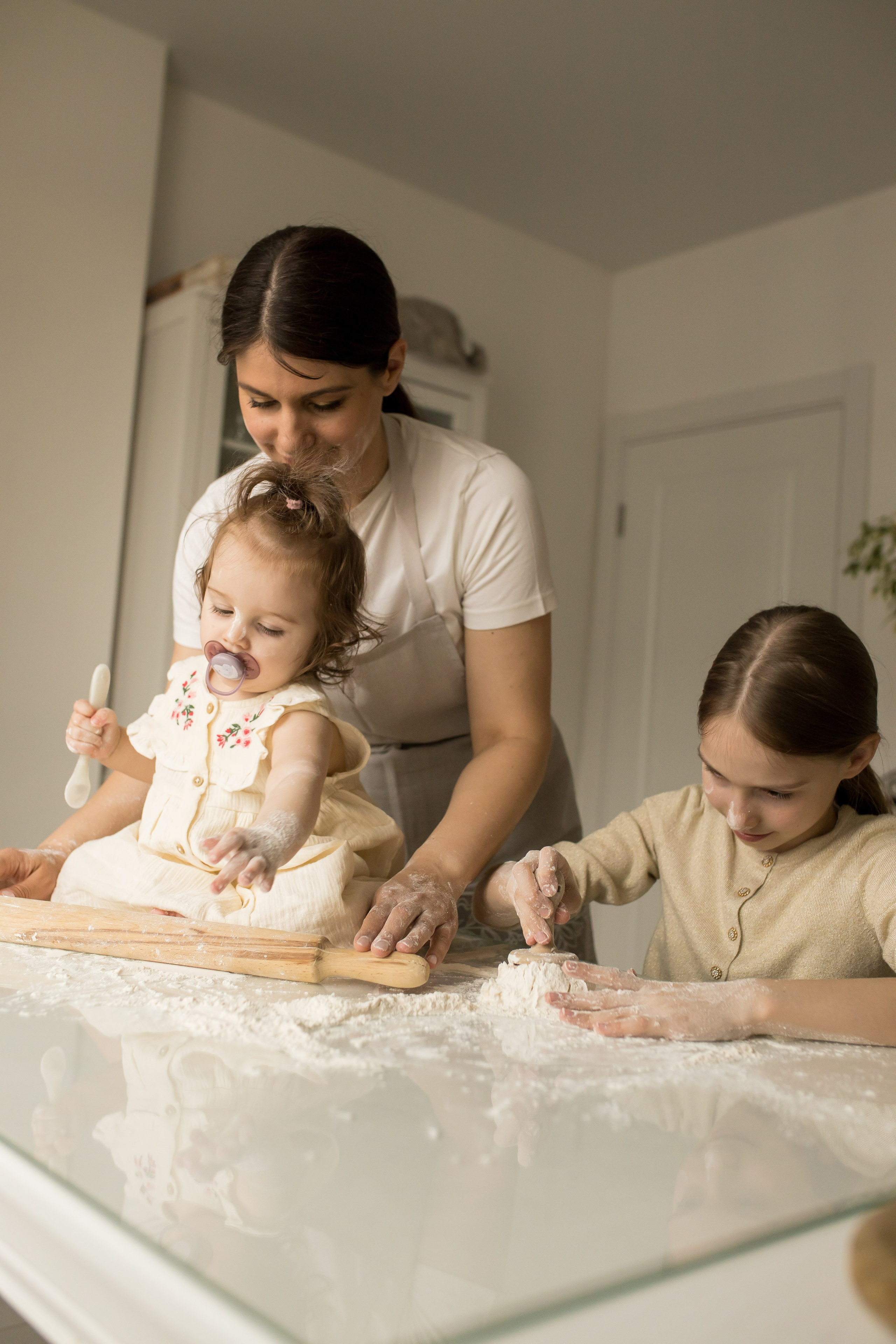 Катя и дочки. Фотограф Москва Лара Чайка