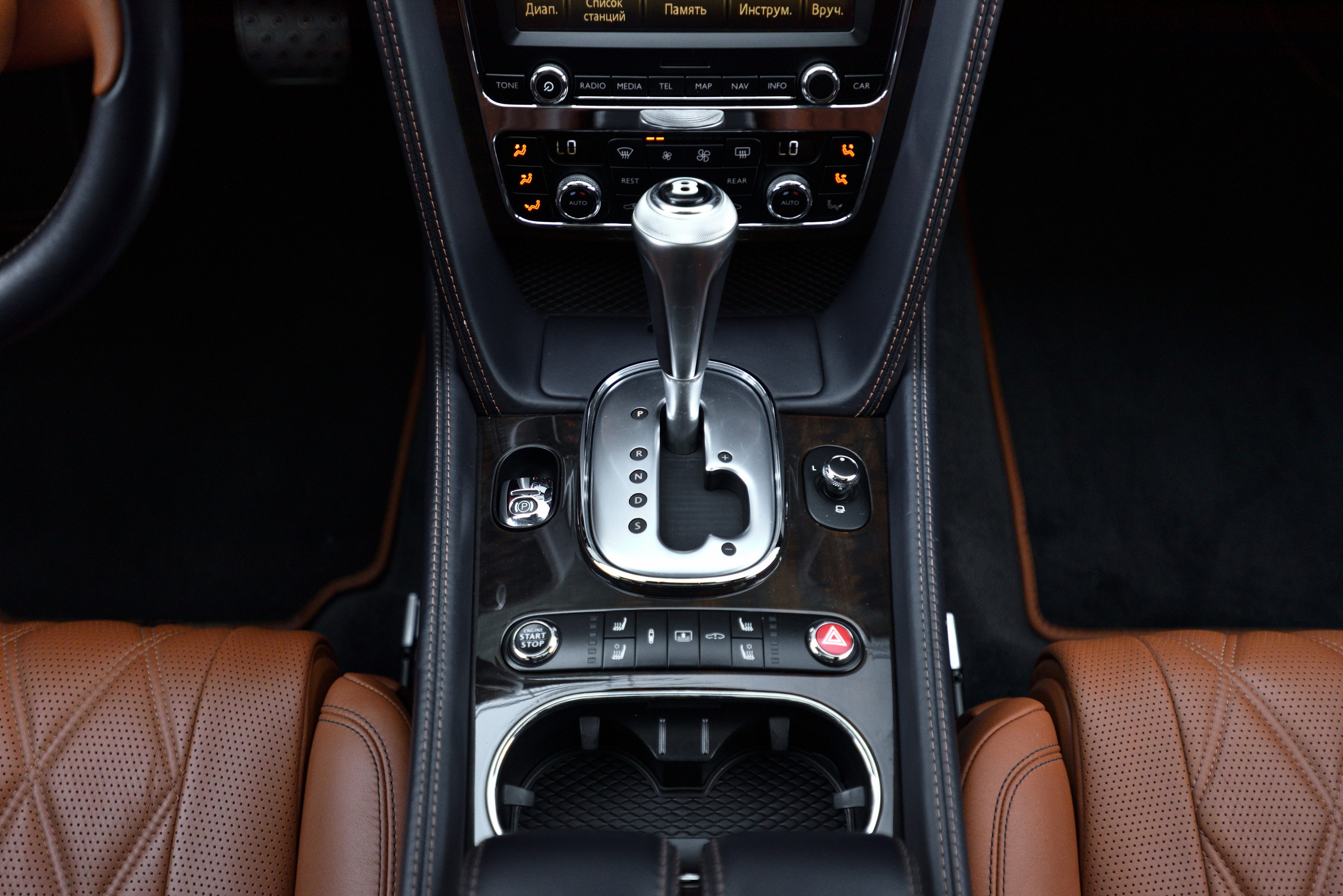 Bentle Continental GT 6.0. Автомобильный и интерьерный фотограф в Минске Александр Тагаев