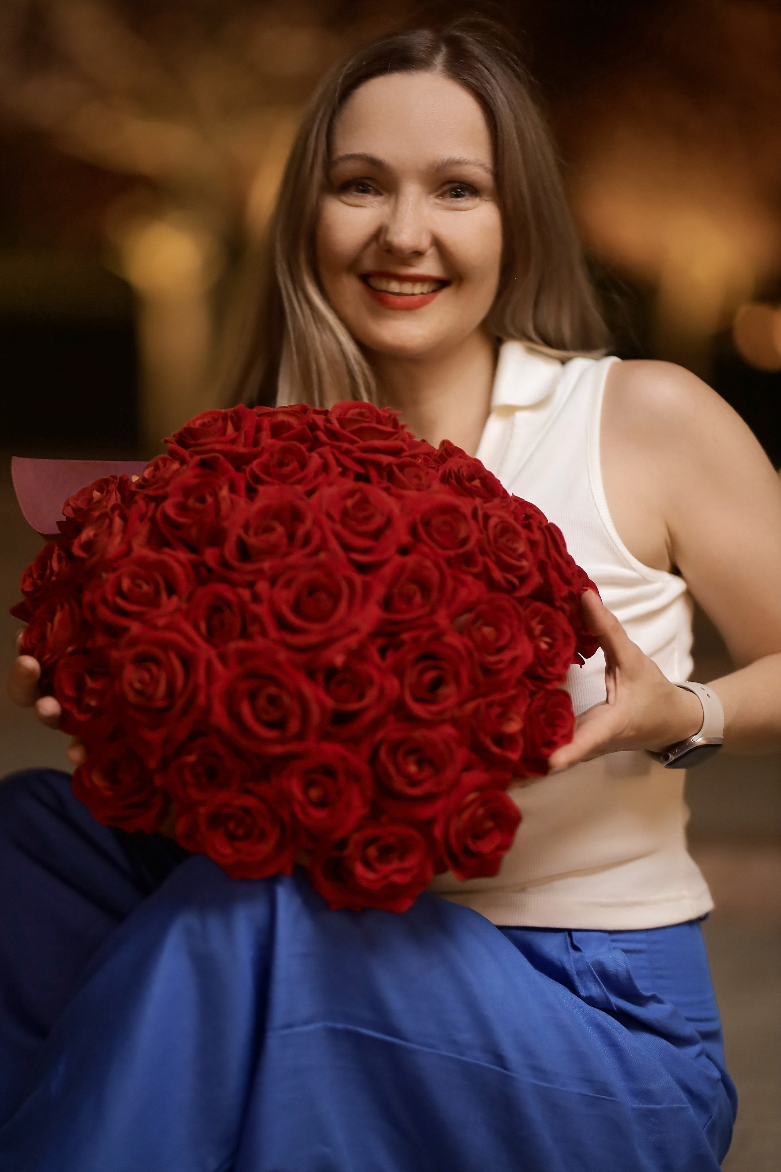 Татьяна в вечернем парке с розами. Семейный и свадебный фотограф в Краснодаре Михеева Светлана