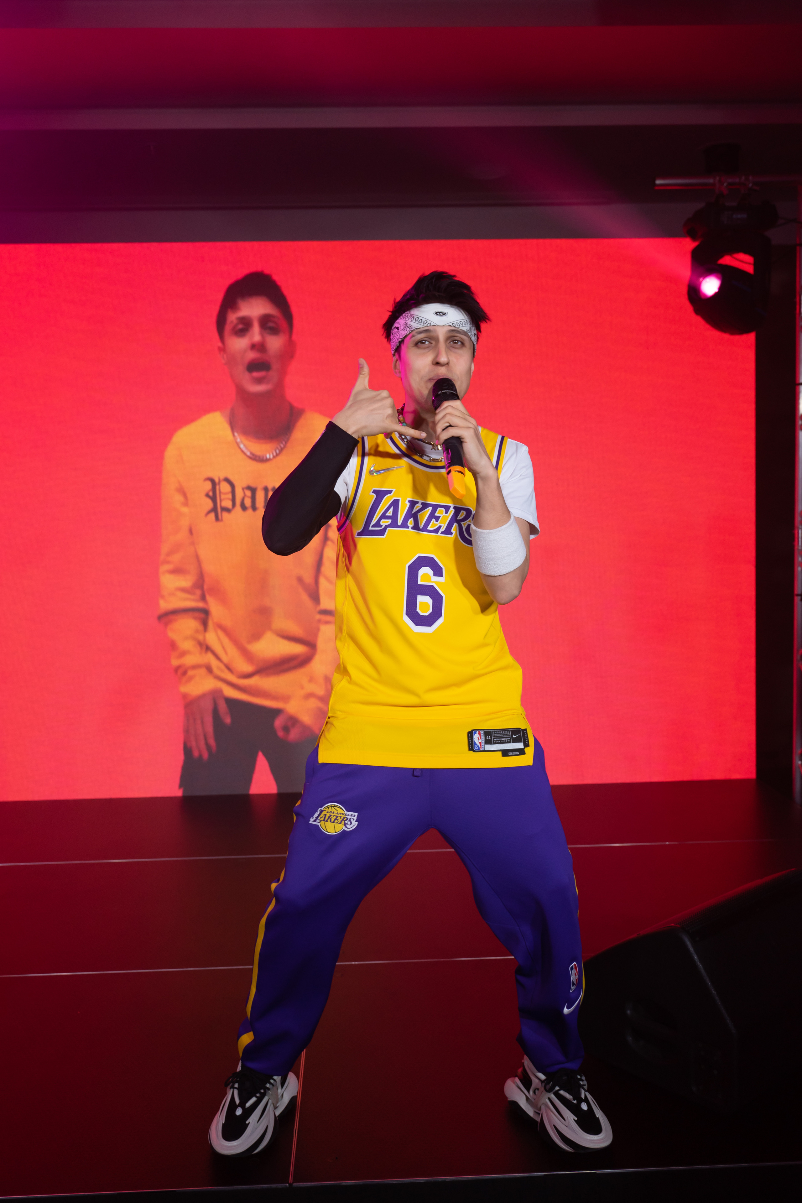 Звезды шоу бизнес селебрити. Свадебный фотограф в Новосибирске Maxfotonsk (Максим Сысолятин)