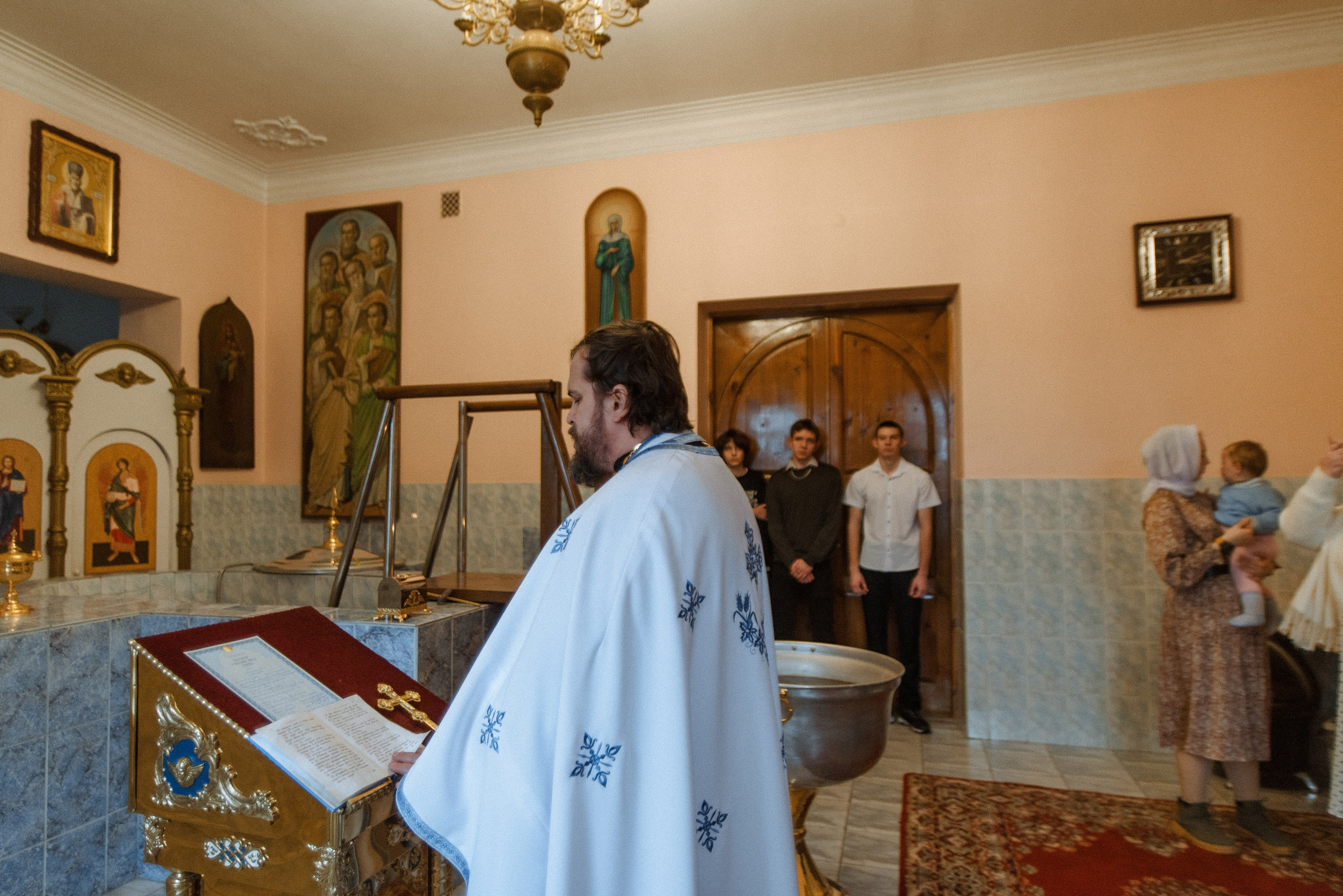 Крещение Евы. Семейный документальный фотограф в Волгограде Мариэта Додина