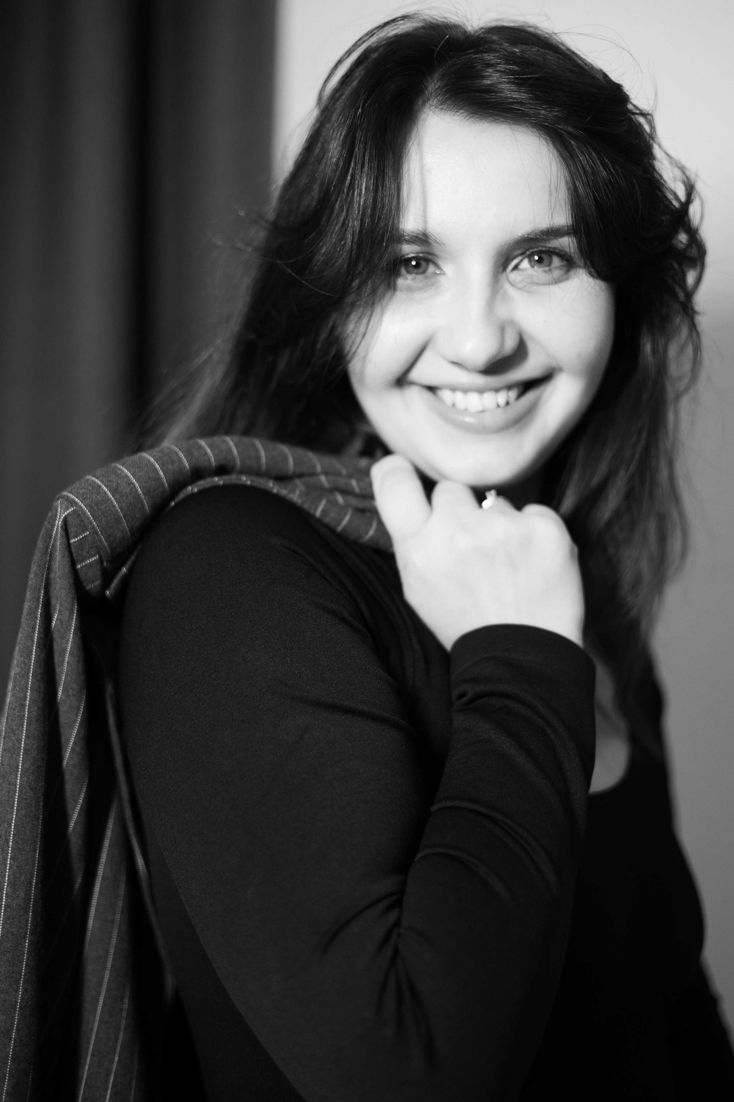 Студийная съемка. Привет, меня зовут Юлия Великая!