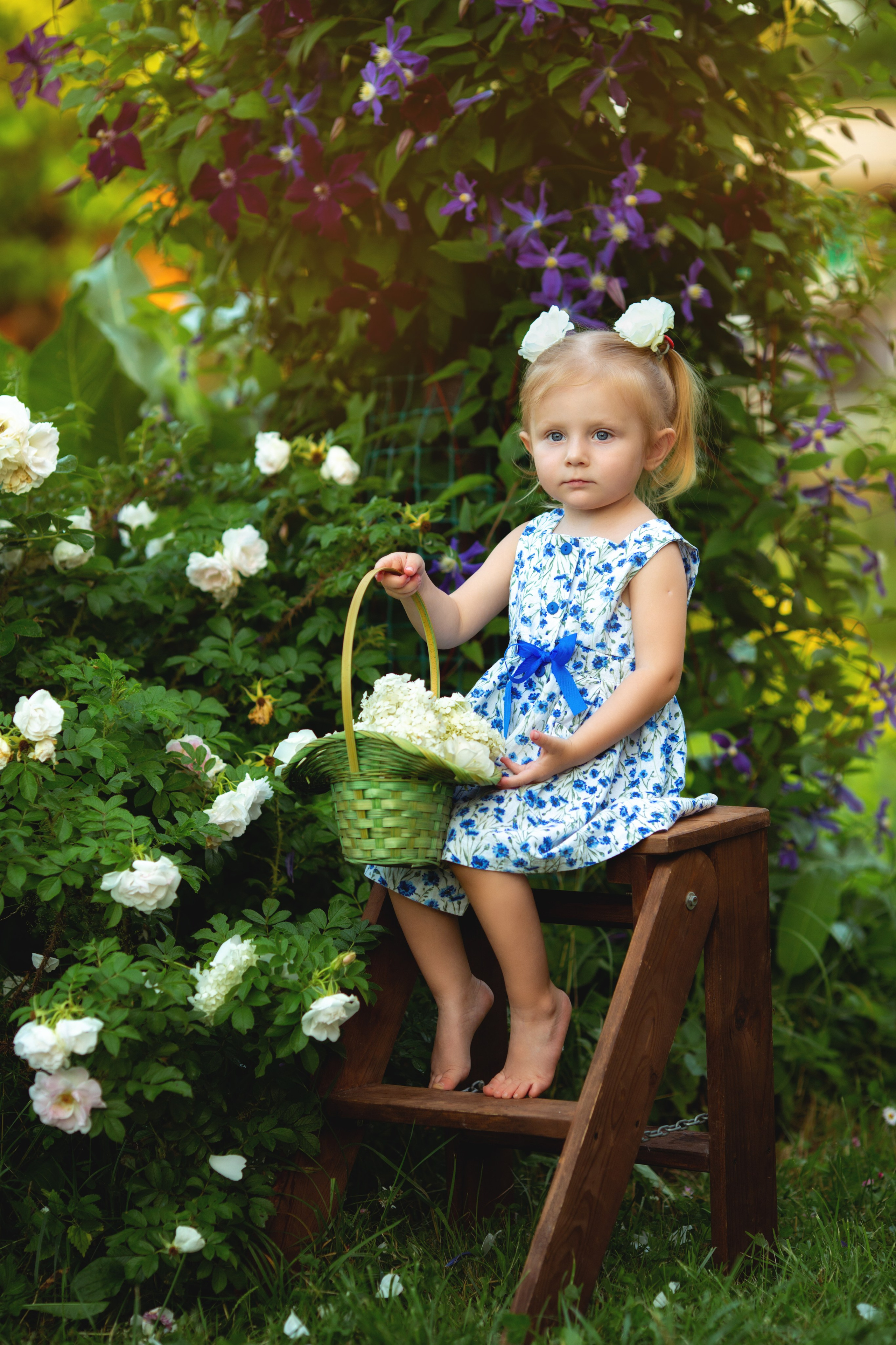 Викуля. Фотограф Антонина Свешникова. ВЫПУСКНЫЕ ФОТОКНИГИ для детских садов и школ. Москва, Владимир