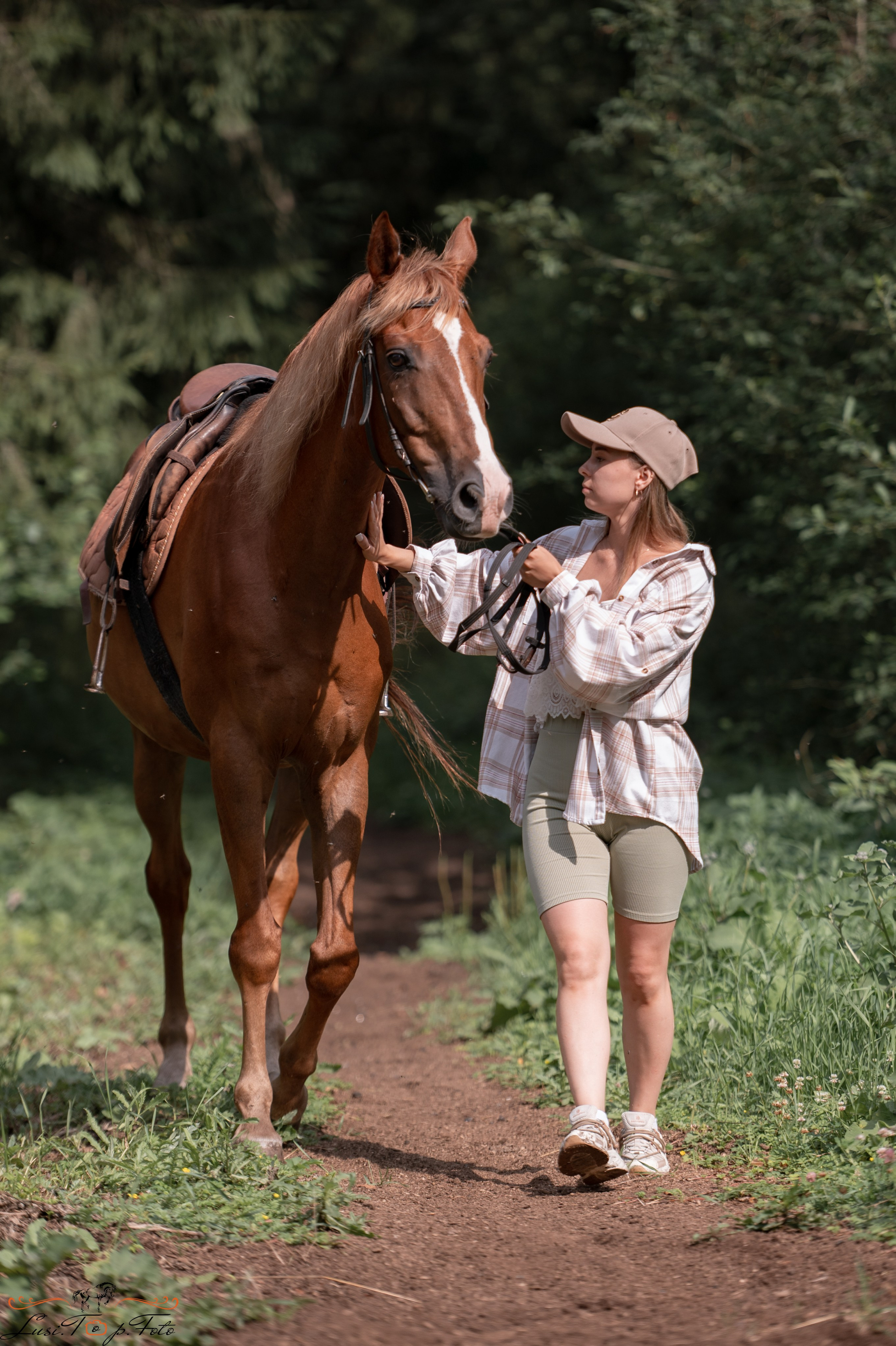 Фотосессия «Без ретуши». Конный и фотограф с животными в Твери Топталова Люся