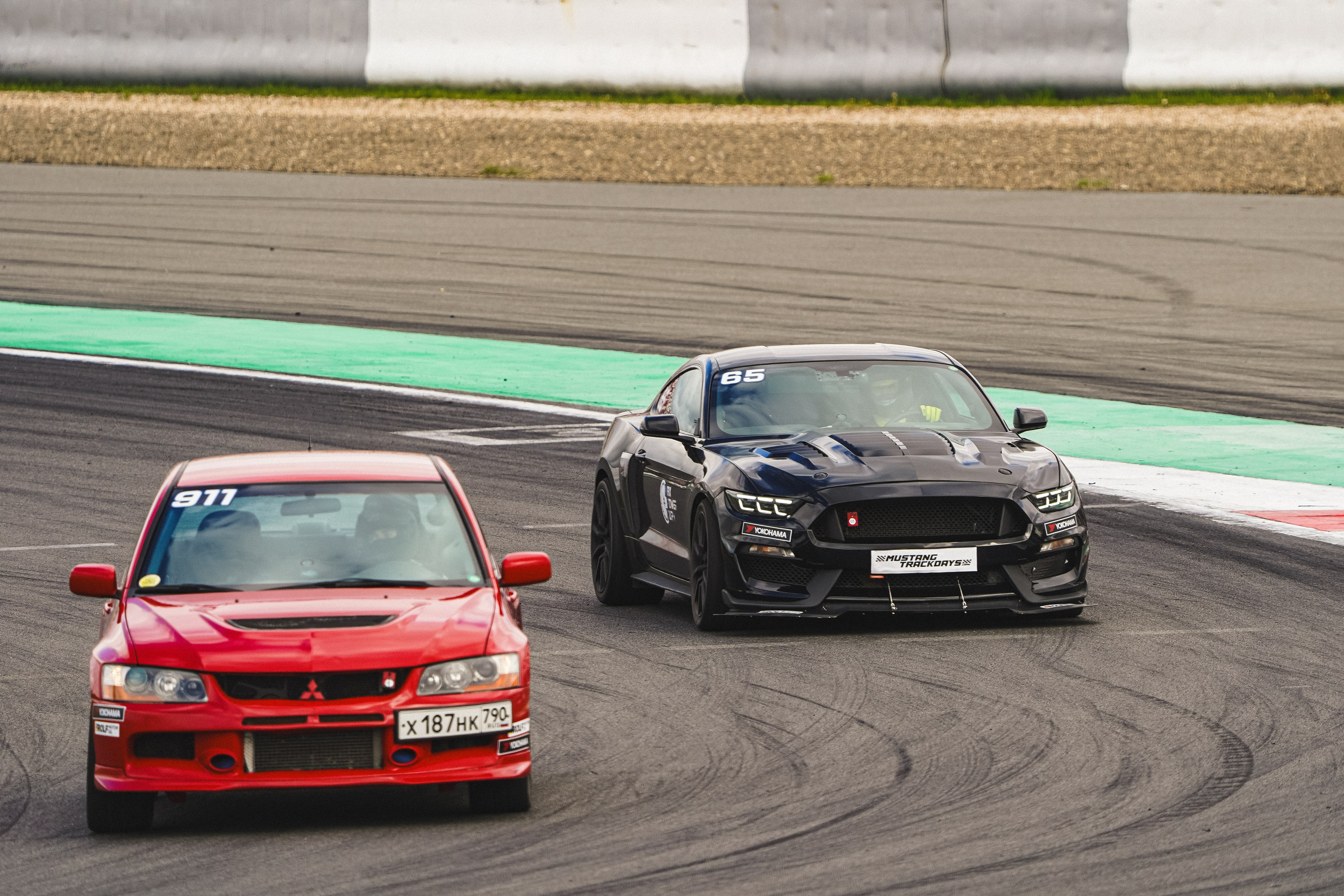 Mustang track days. Автомобильный фотограф Шакая Кирилл