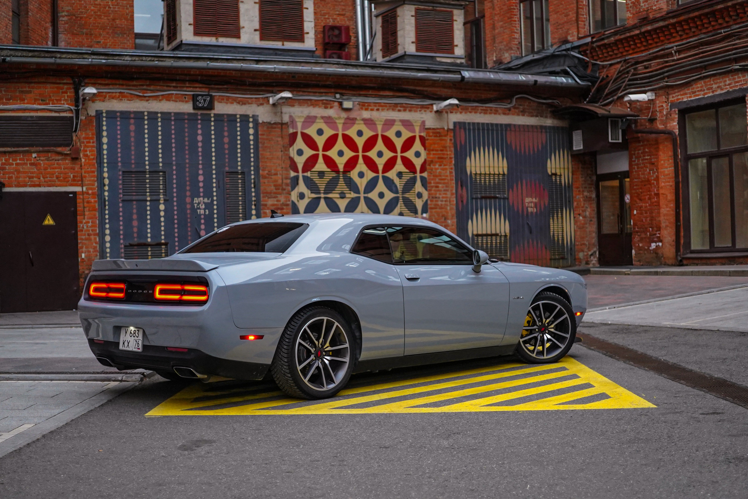 Dodge Challenger Shaker. Автомобильный фотограф Шакая Кирилл