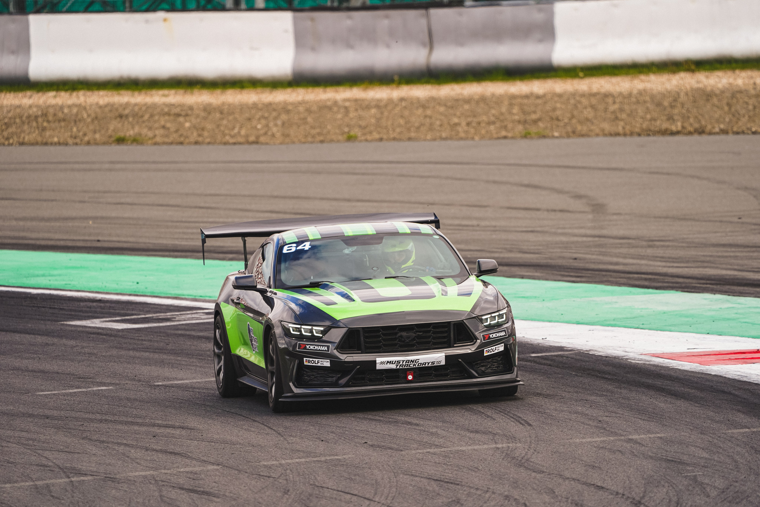Mustang track days. Автомобильный фотограф Шакая Кирилл