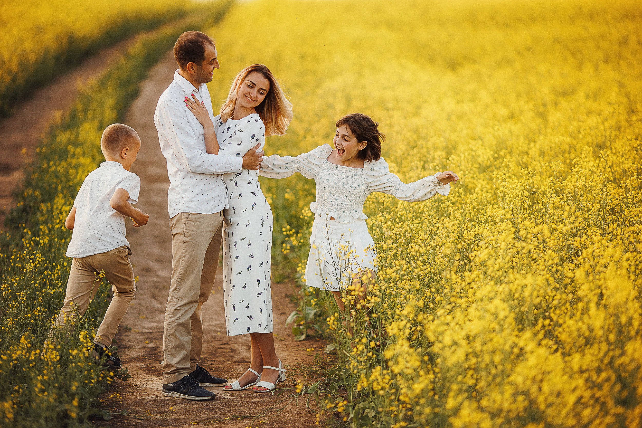 ♥. Семейный, свадебный и персональный фотограф в Вологде Виктория Долгопо