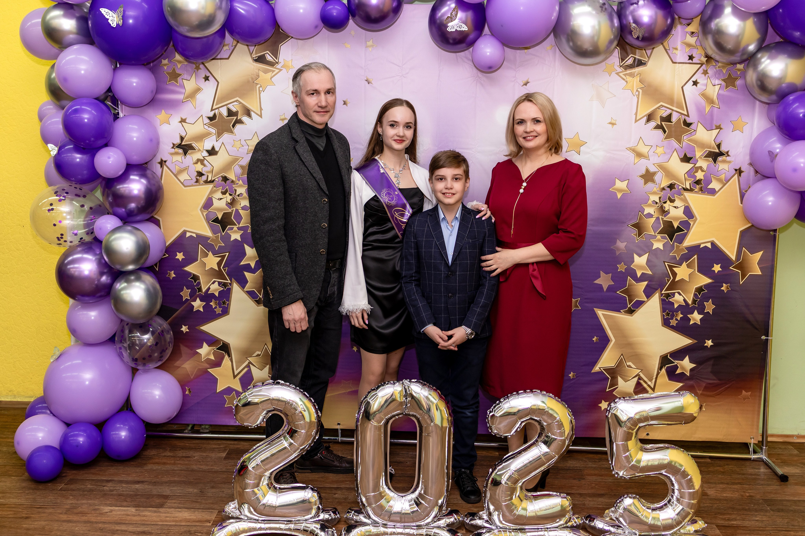 ФОТО Выпускной в школе (1). Фото и видео Москва. Свадебный фотограф, видеограф, фотосессии, видеосъемка