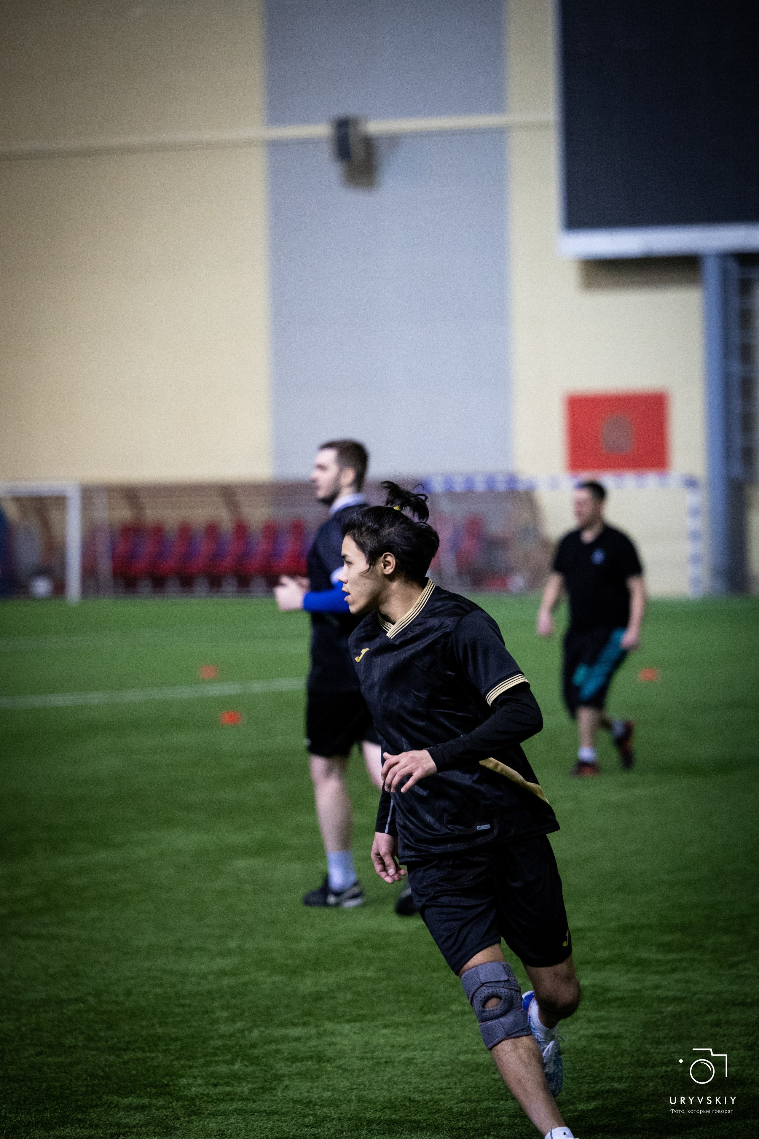 Командор футбол 29.11.2025. Игорь Урывский. Фотограф Красноярск
